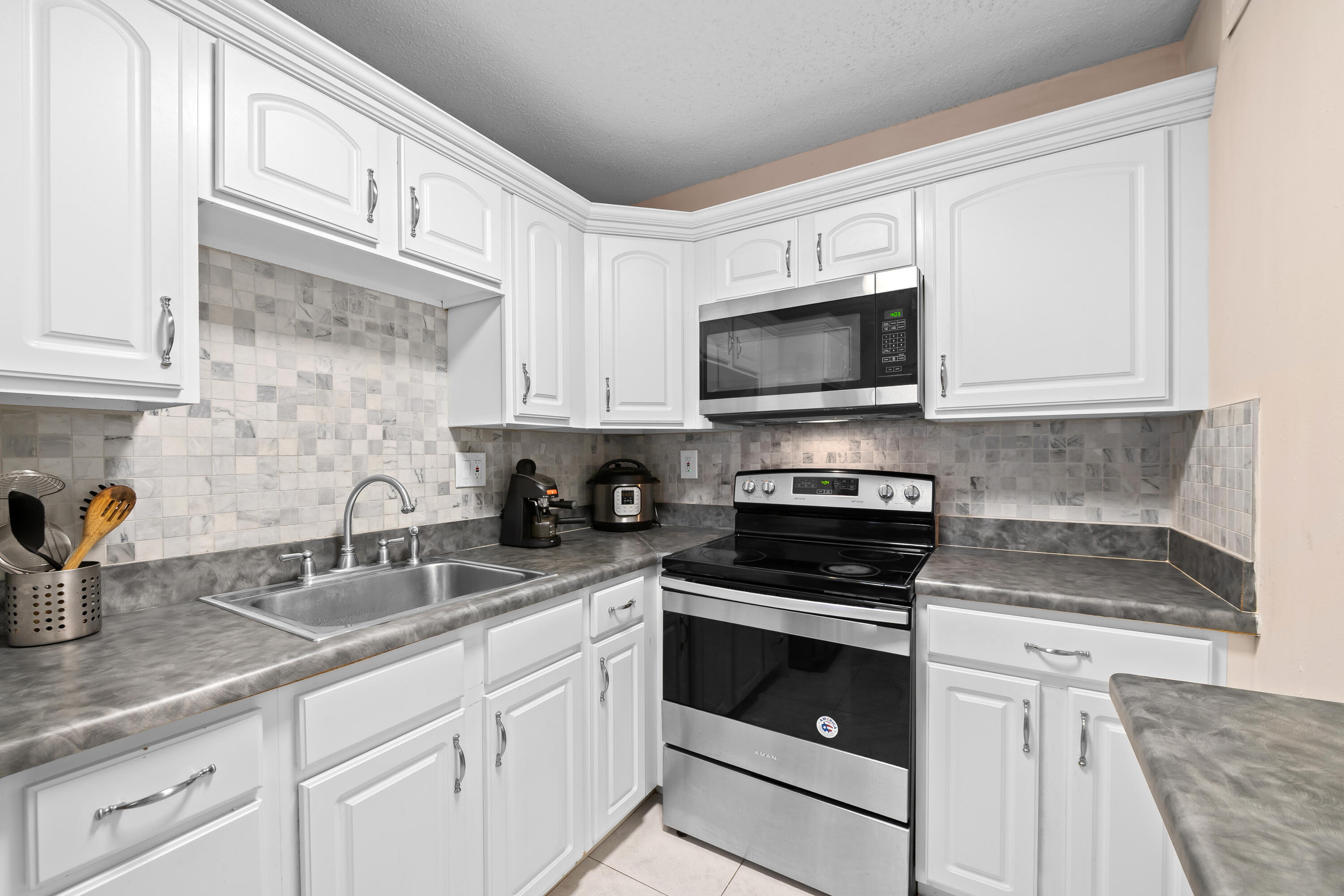 SABAL PALM VILLAGE CONDO - Residential