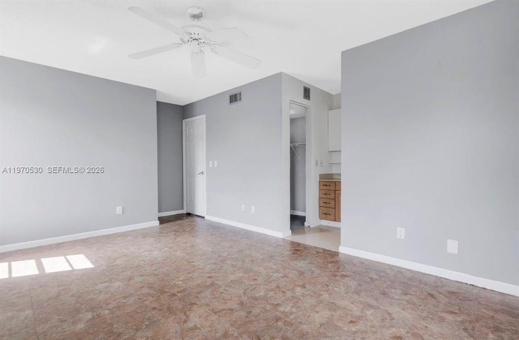 SHERWOOD VILLAGE CONDO - Residential Lease