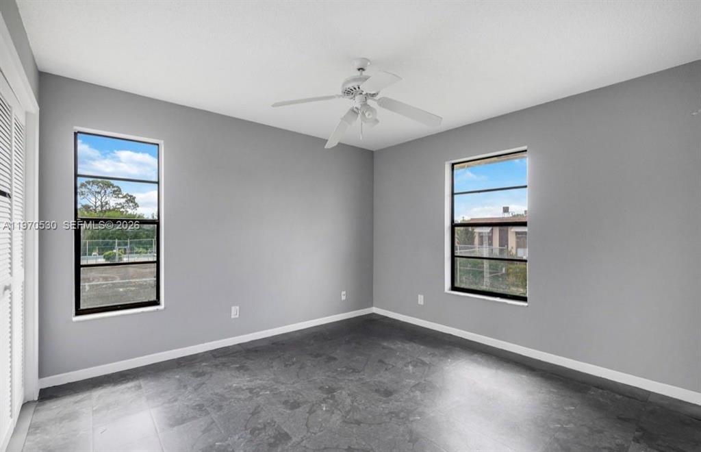 SHERWOOD VILLAGE CONDO - Residential Lease