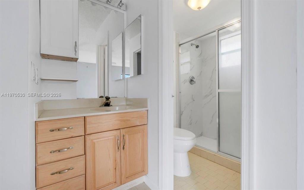 SHERWOOD VILLAGE CONDO - Residential Lease