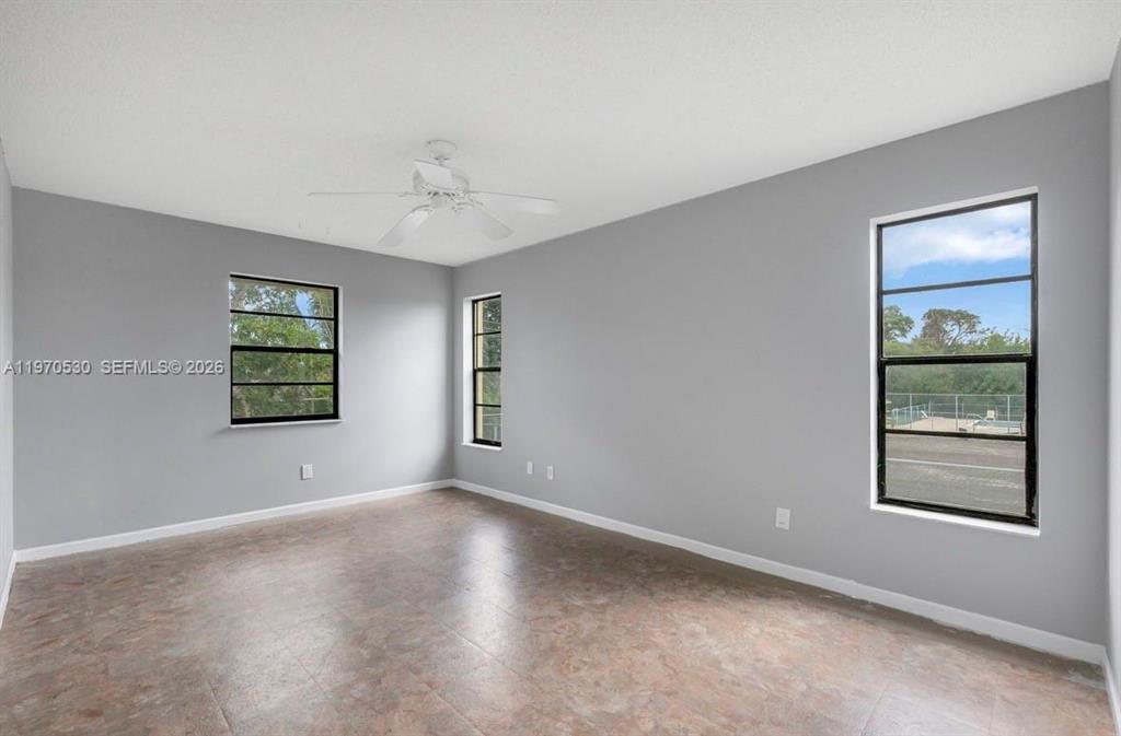 SHERWOOD VILLAGE CONDO - Residential Lease