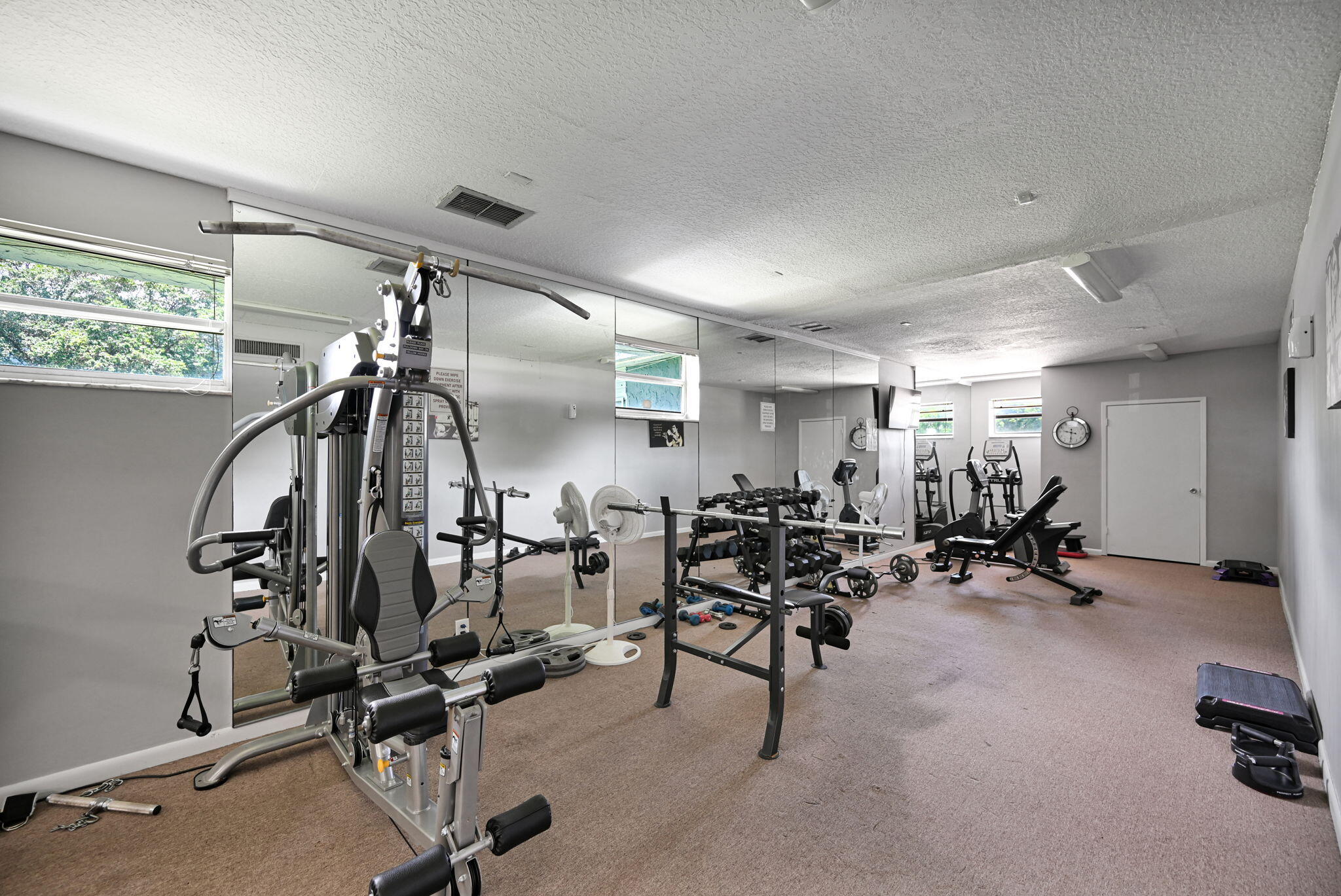 BREAKWATERS OF THE PALM BEACHES CONDO - Residential