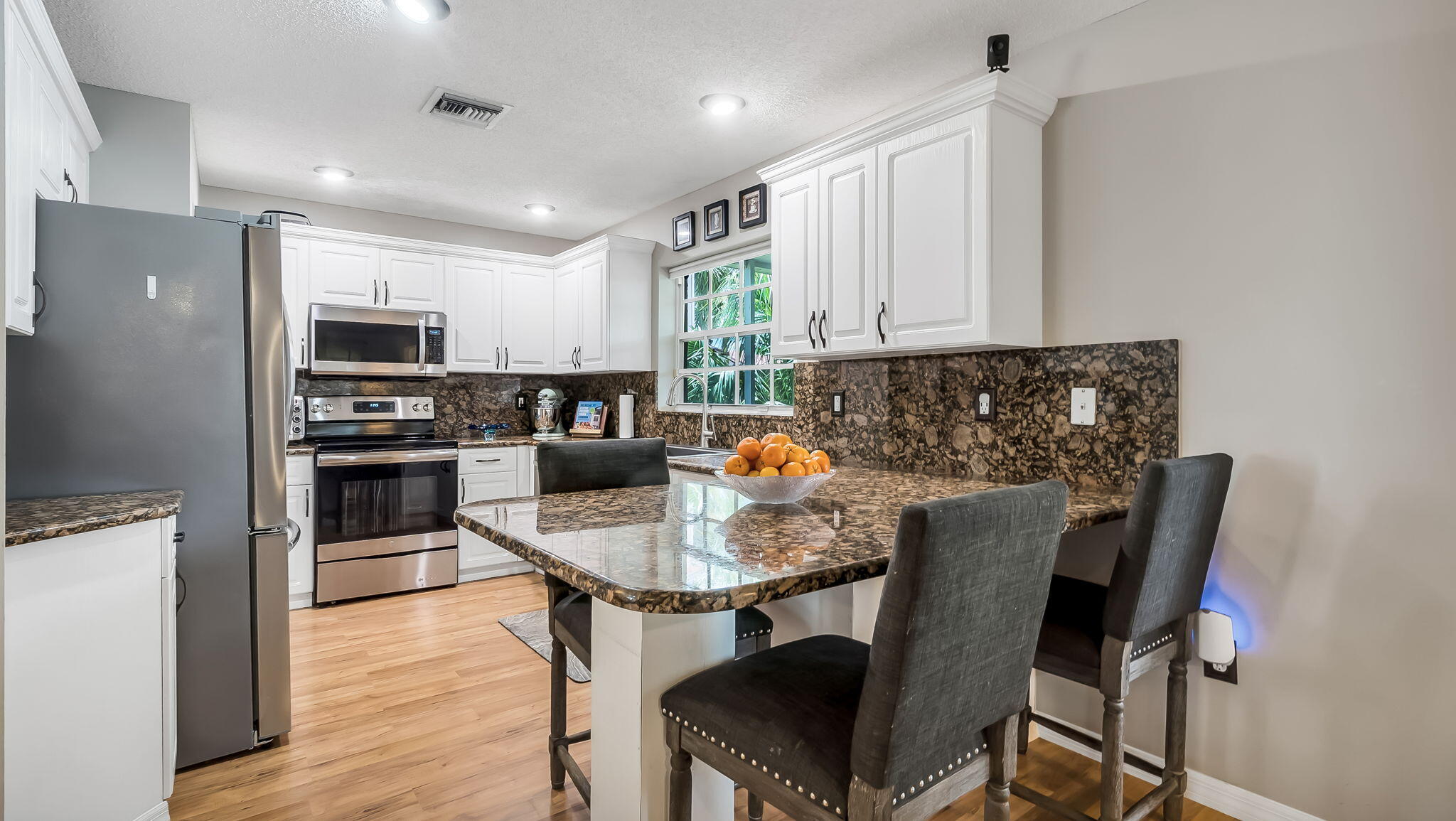 HOLIDAY SPRINGS VILLAGE - Residential