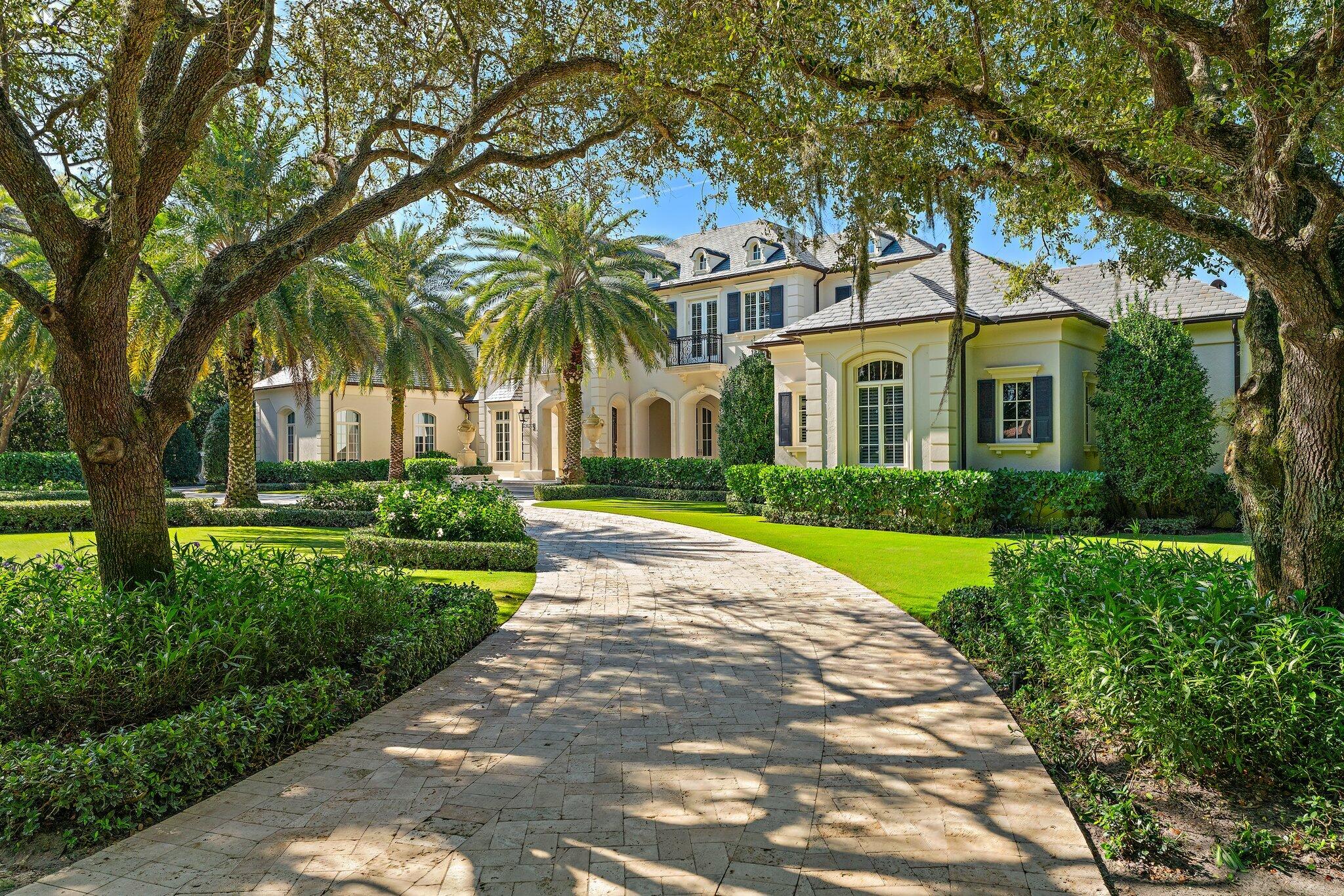 BEARS CLUB - Residential