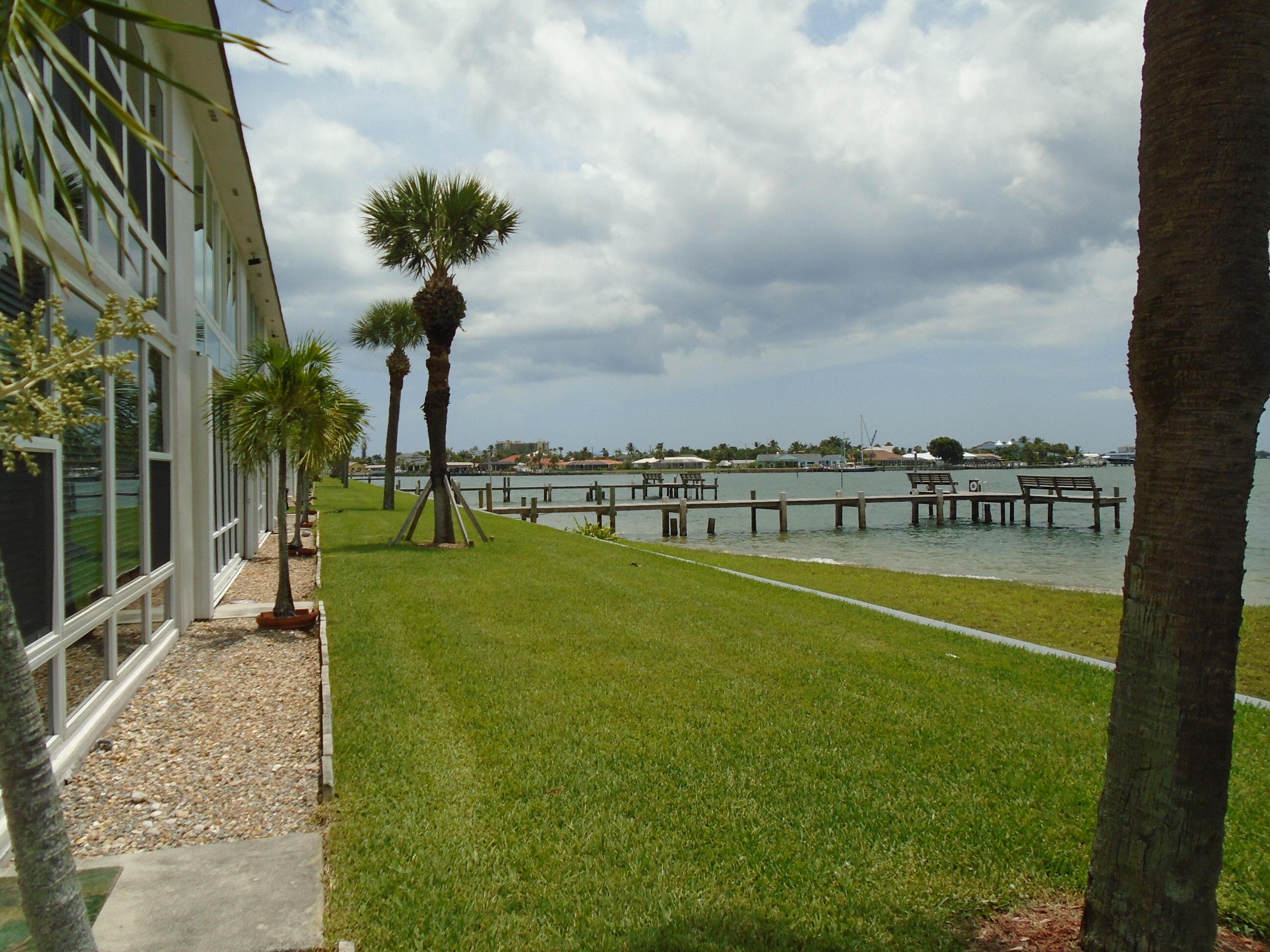 COLONNADES CONDOMINIUM NO 5 - Residential
