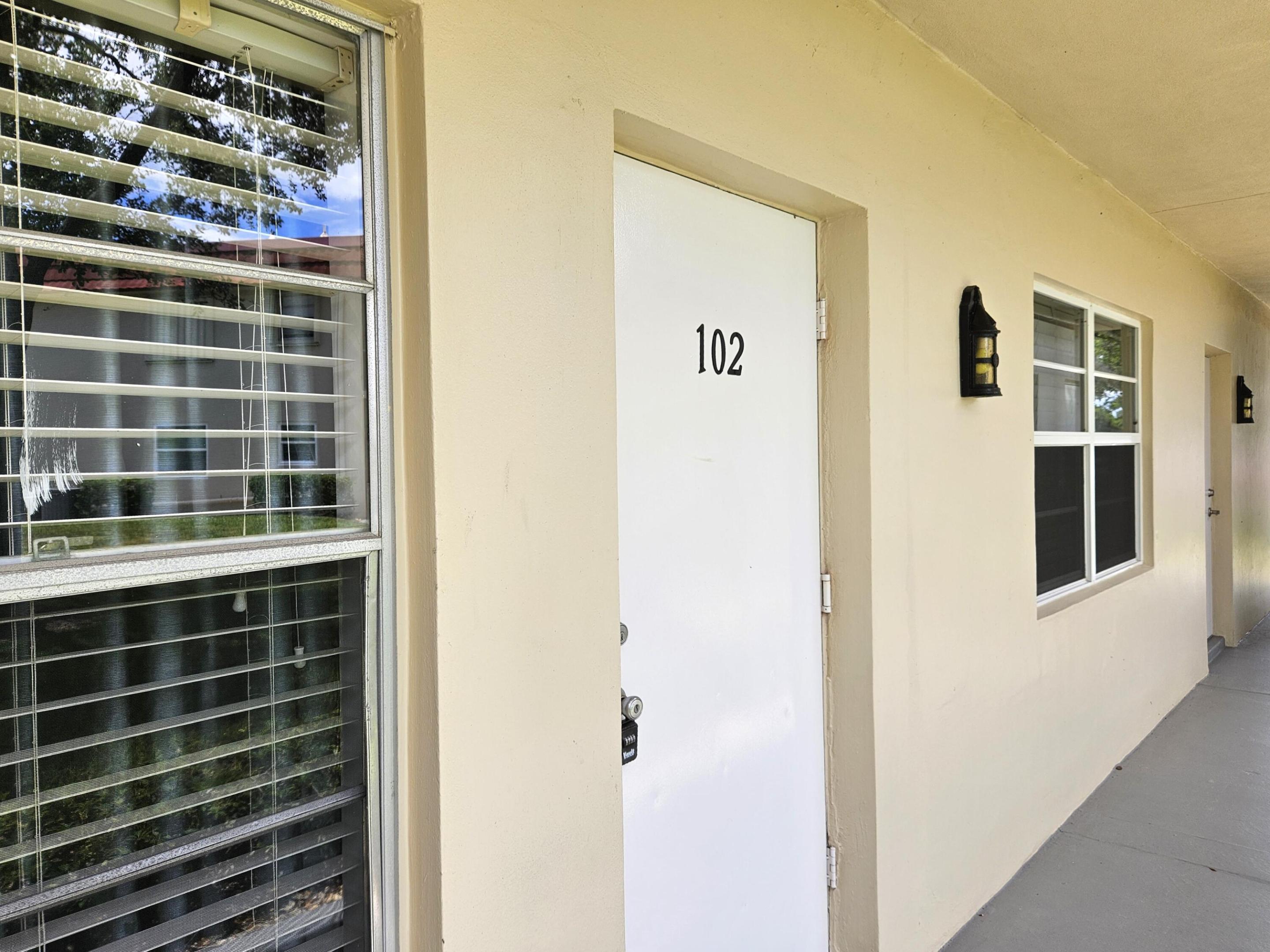 VISTA ROYALE PHASE IV BLDGS 83-111 - Residential