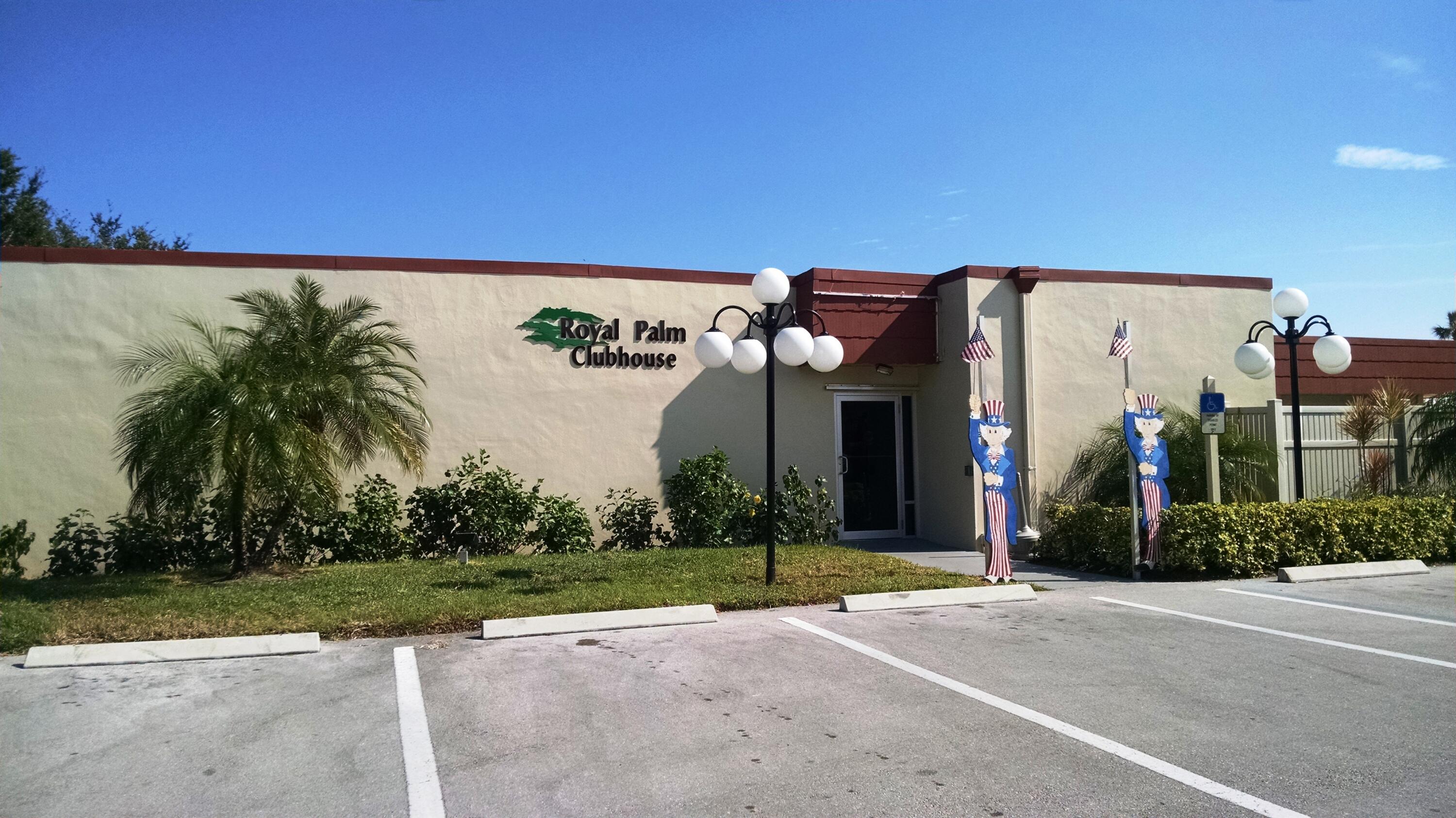 VISTA ROYALE PHASE IV BLDGS 83-111 - Residential