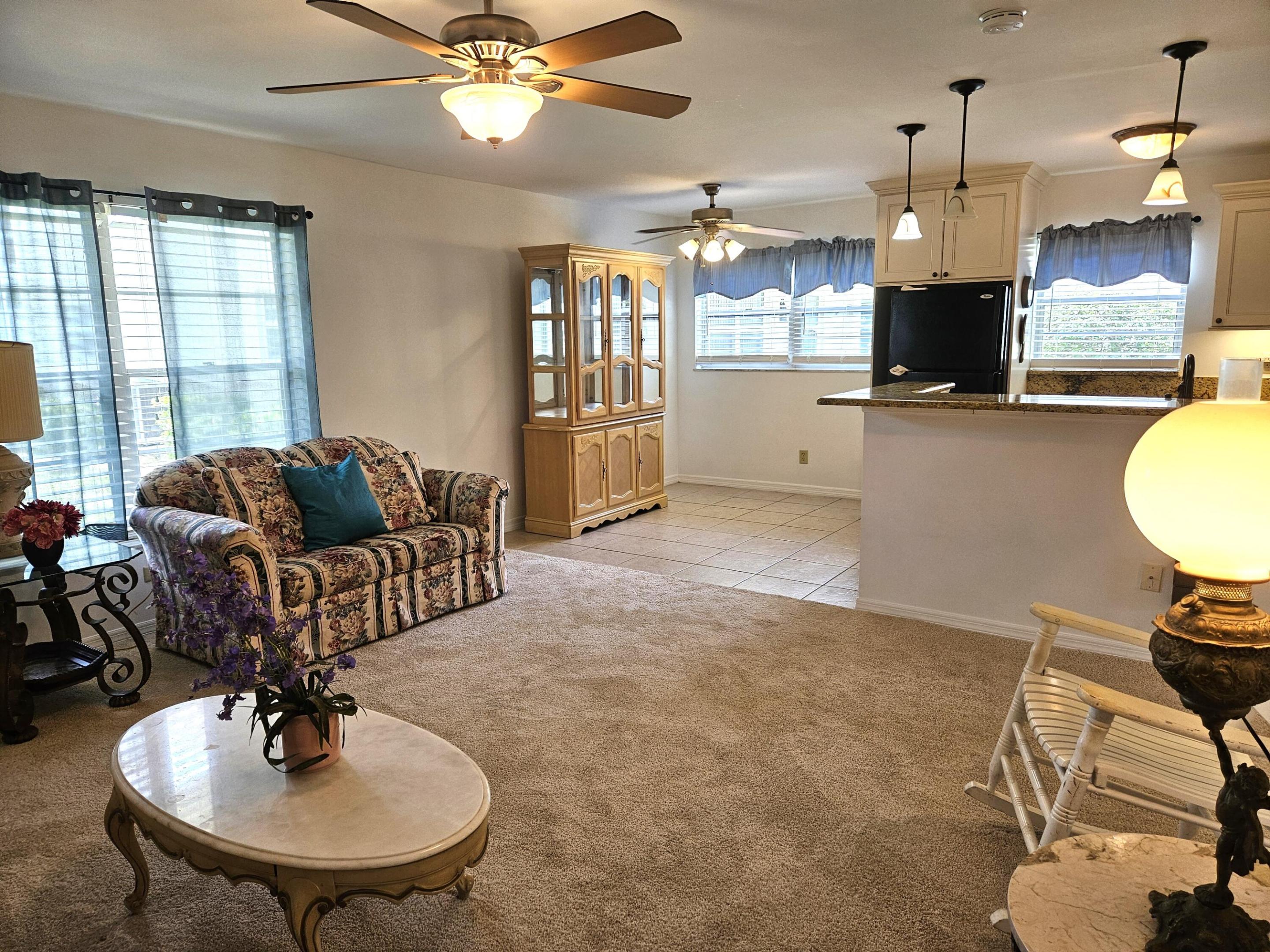 VISTA ROYALE PHASE IV BLDGS 83-111 - Residential