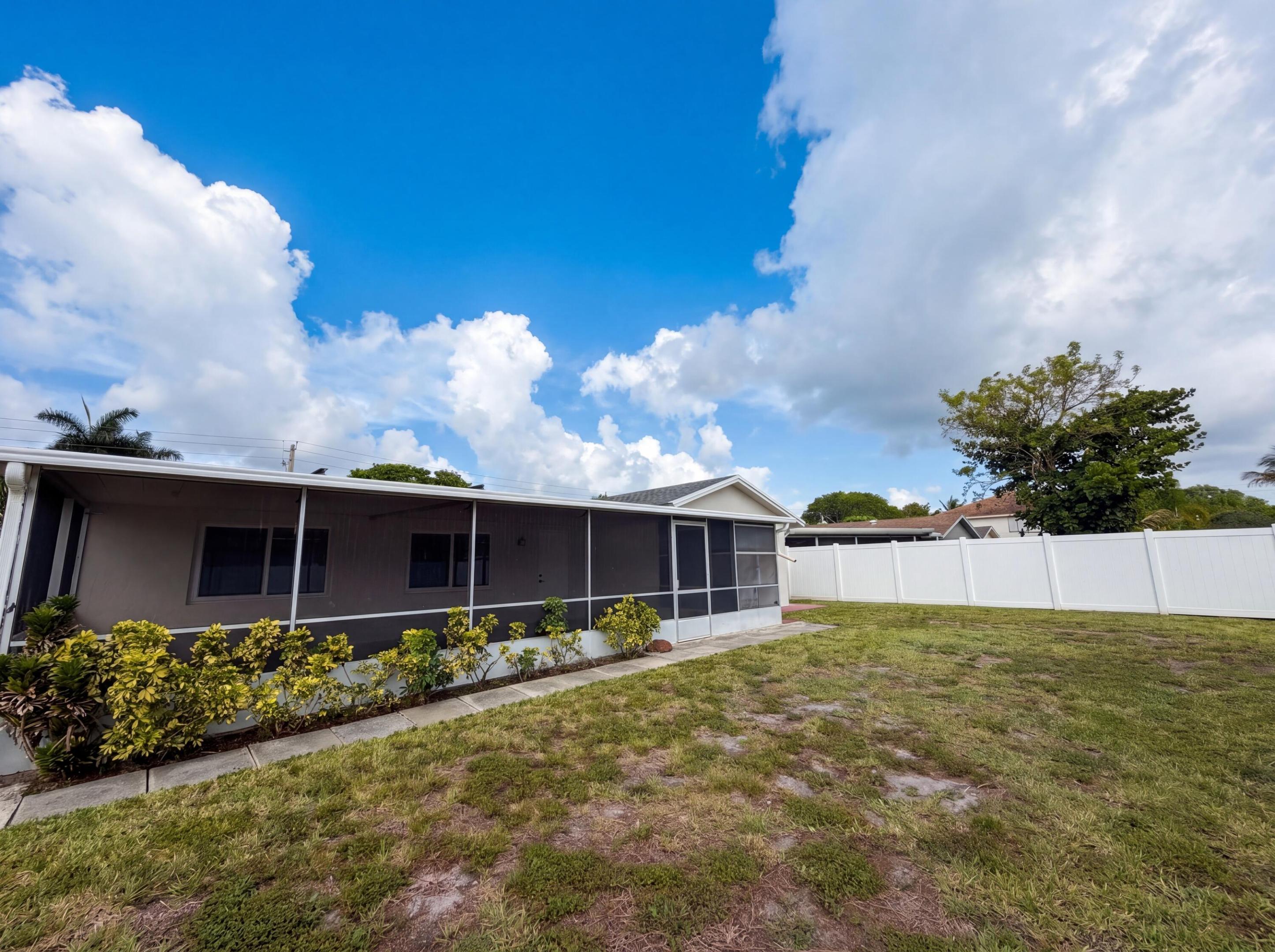 WESTWOOD COMMUNITY 5 78-39 B - Residential