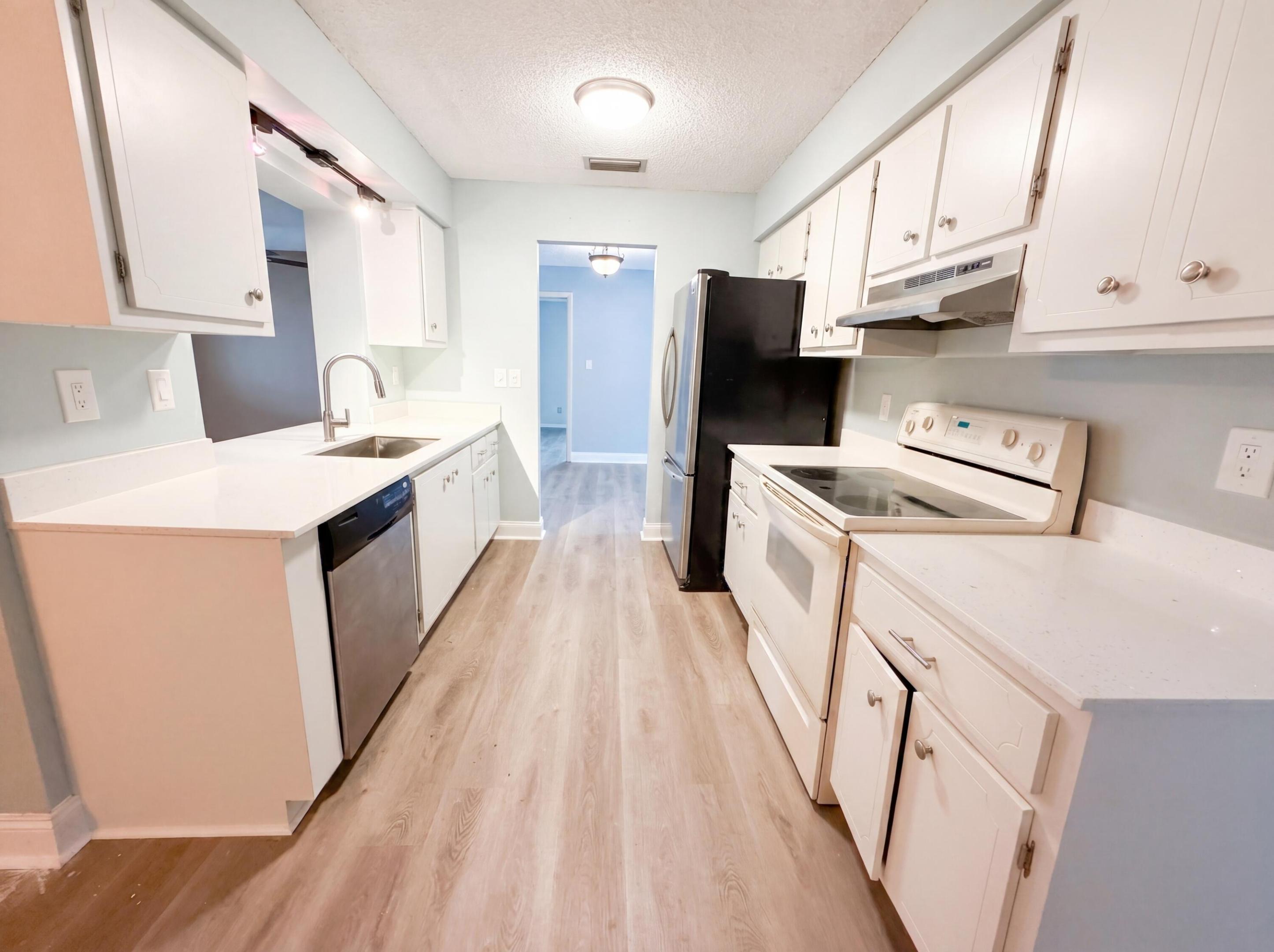 WESTWOOD COMMUNITY 5 78-39 B - Residential