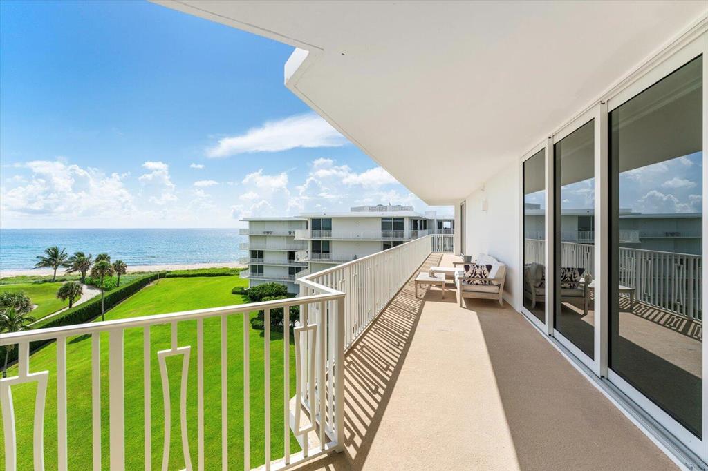 TWENTY FIVE HUNDRED SOUTH OCEAN BLVD CONDO - Residential