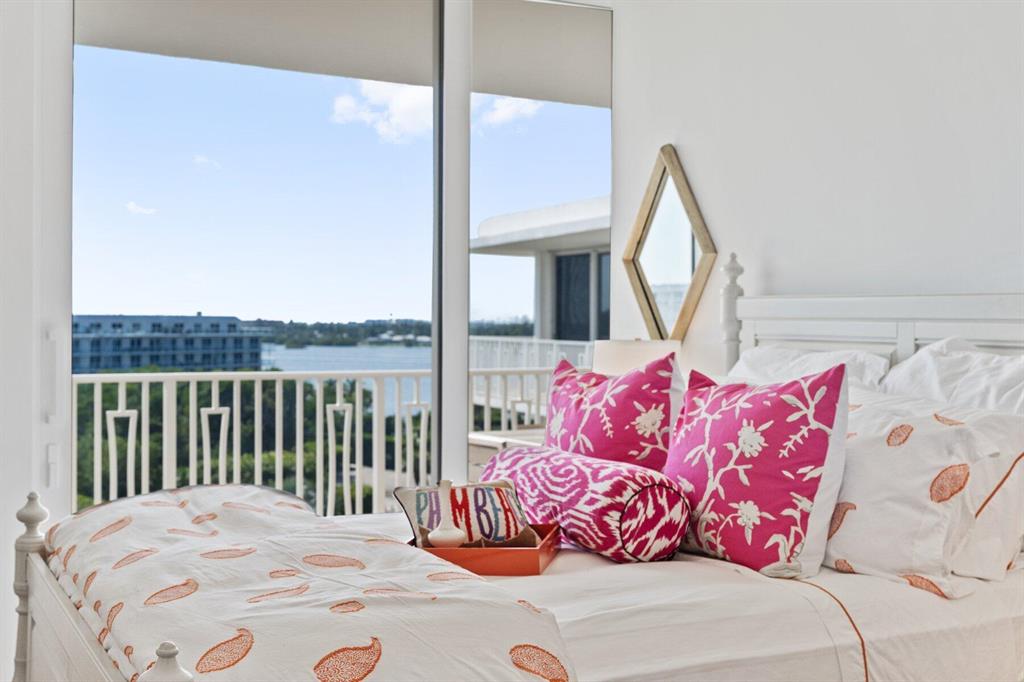 TWENTY FIVE HUNDRED SOUTH OCEAN BLVD CONDO - Residential