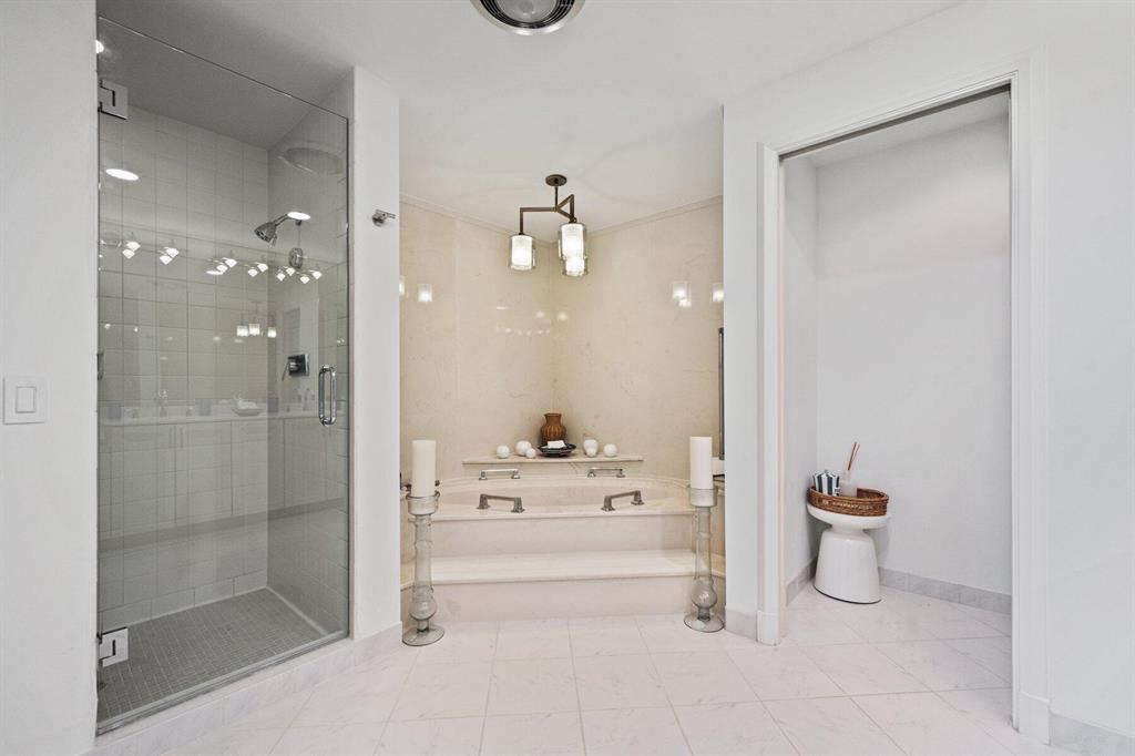 TWENTY FIVE HUNDRED SOUTH OCEAN BLVD CONDO - Residential