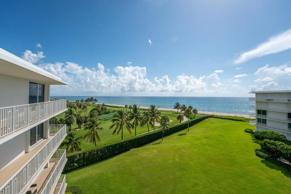 TWENTY FIVE HUNDRED SOUTH OCEAN BLVD CONDO - Residential