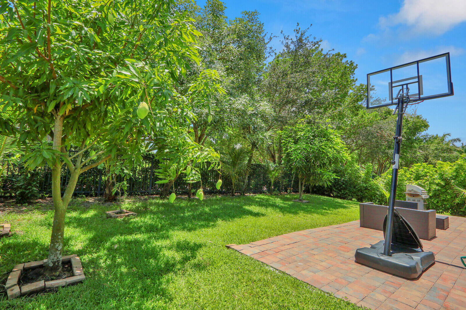 VERONA ESTATES - Residential