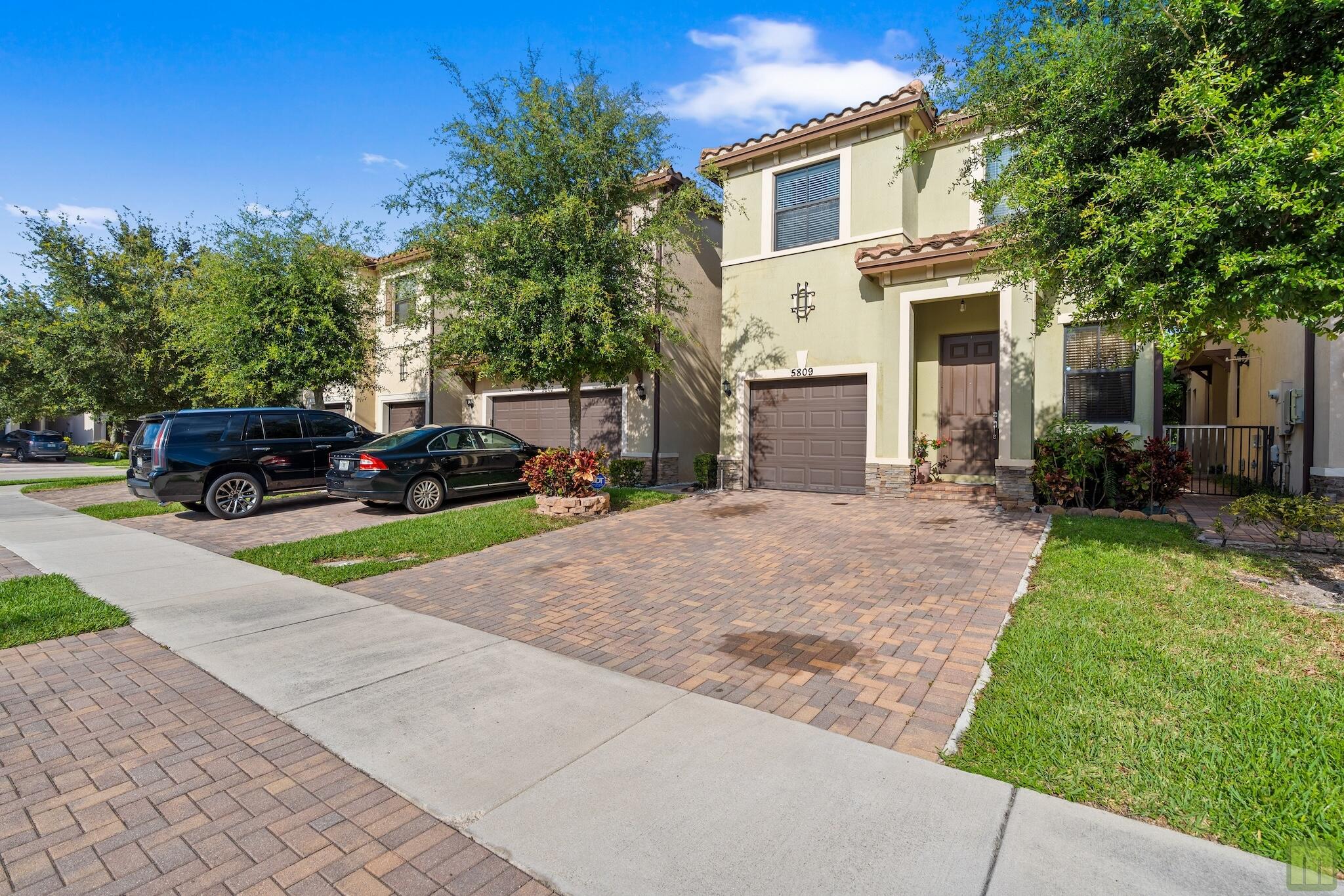 SABAL PALM BY PRESTIGE - Residential