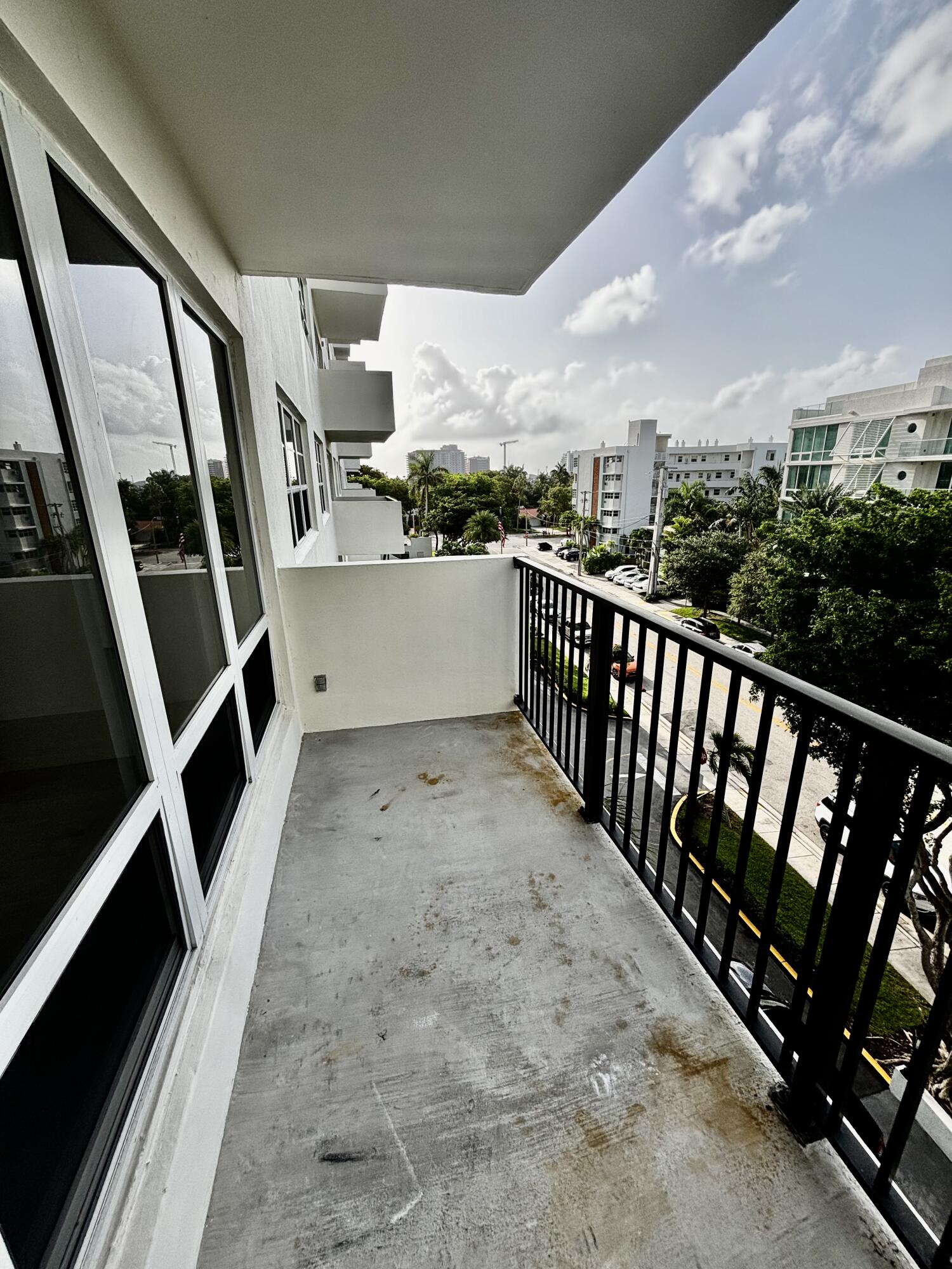 ESSEX TOWER CONDO - Residential Lease