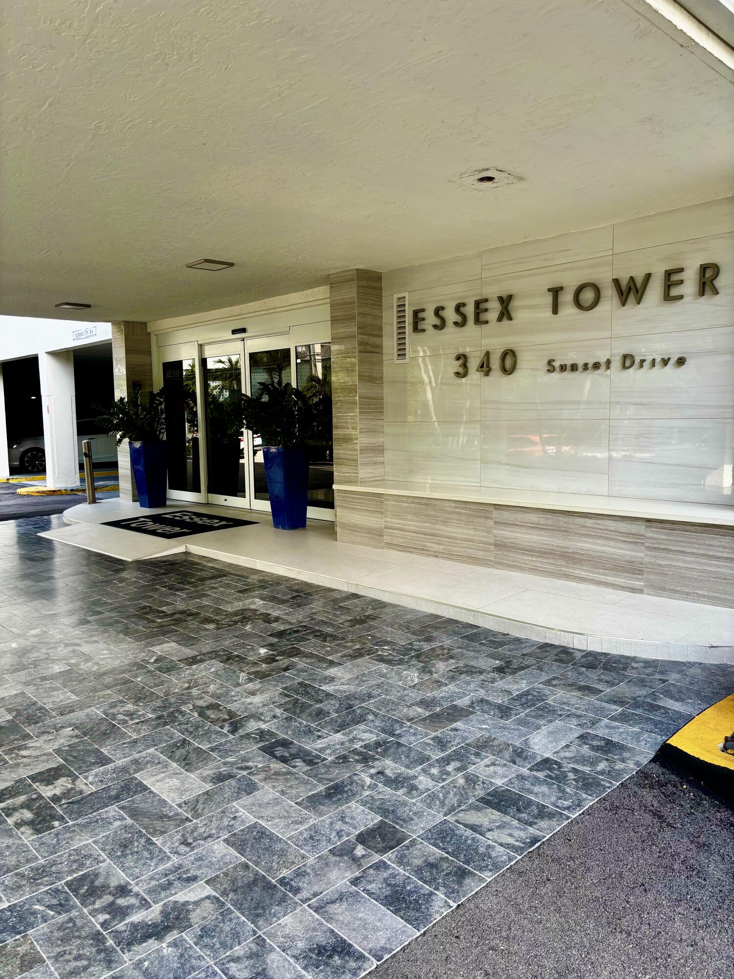 ESSEX TOWER CONDO - Residential Lease