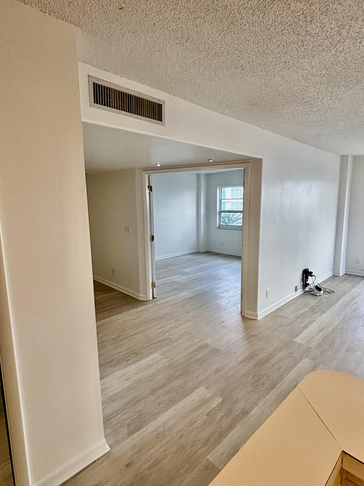 ESSEX TOWER CONDO - Residential Lease