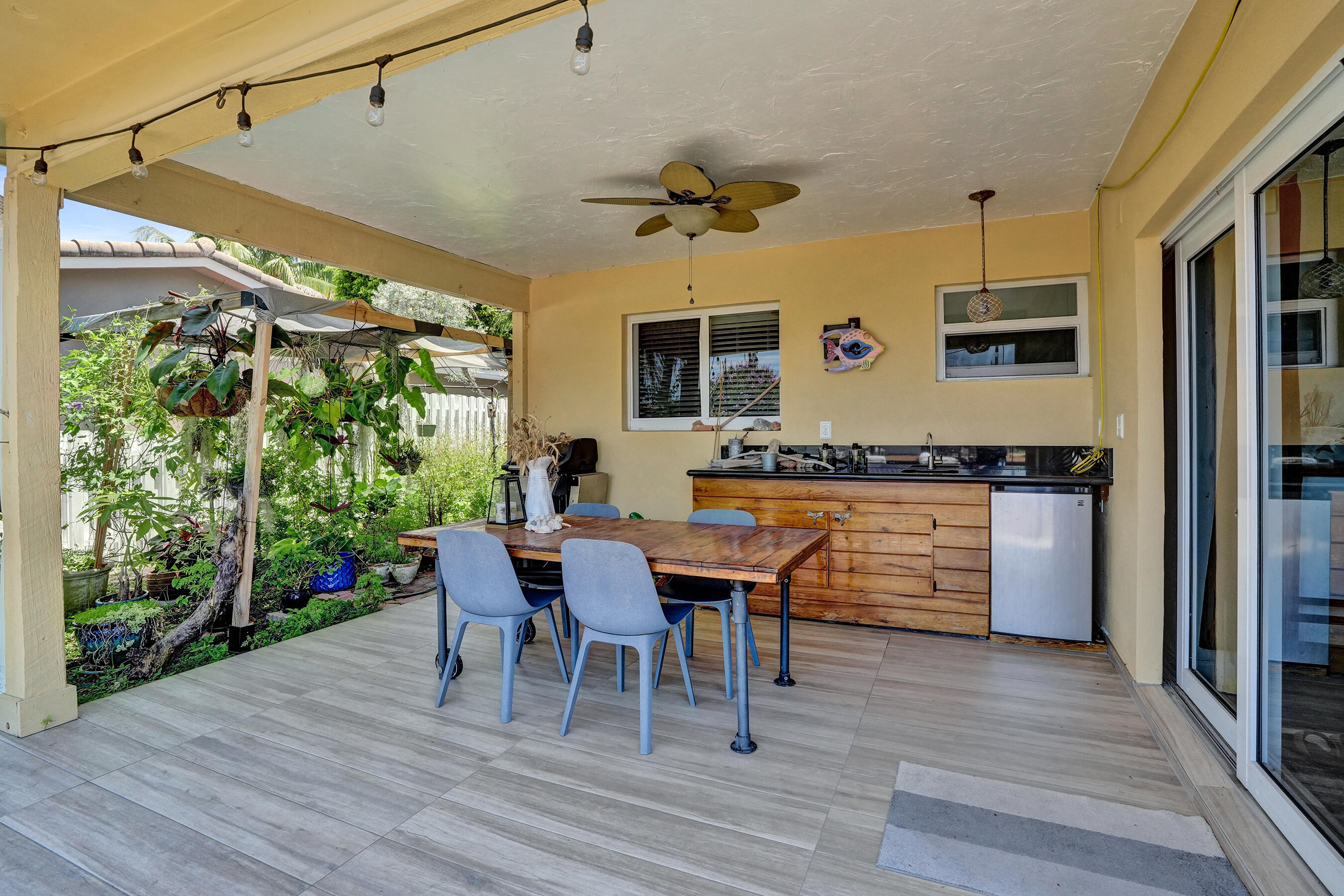 POMPANO SHORES SEC - Residential