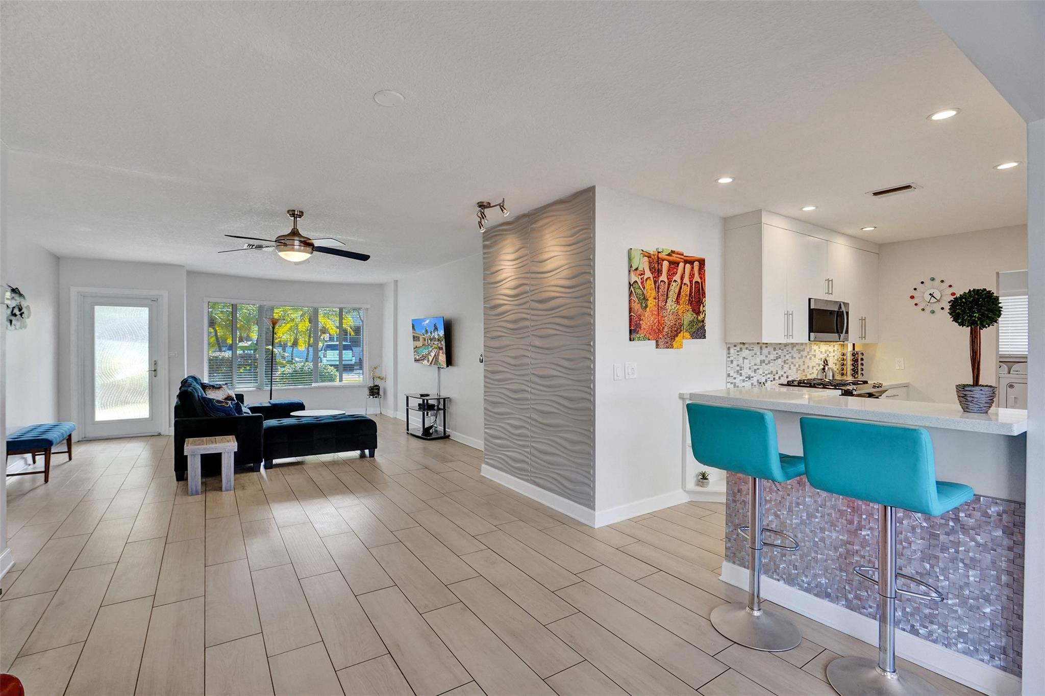 POMPANO SHORES SEC - Residential