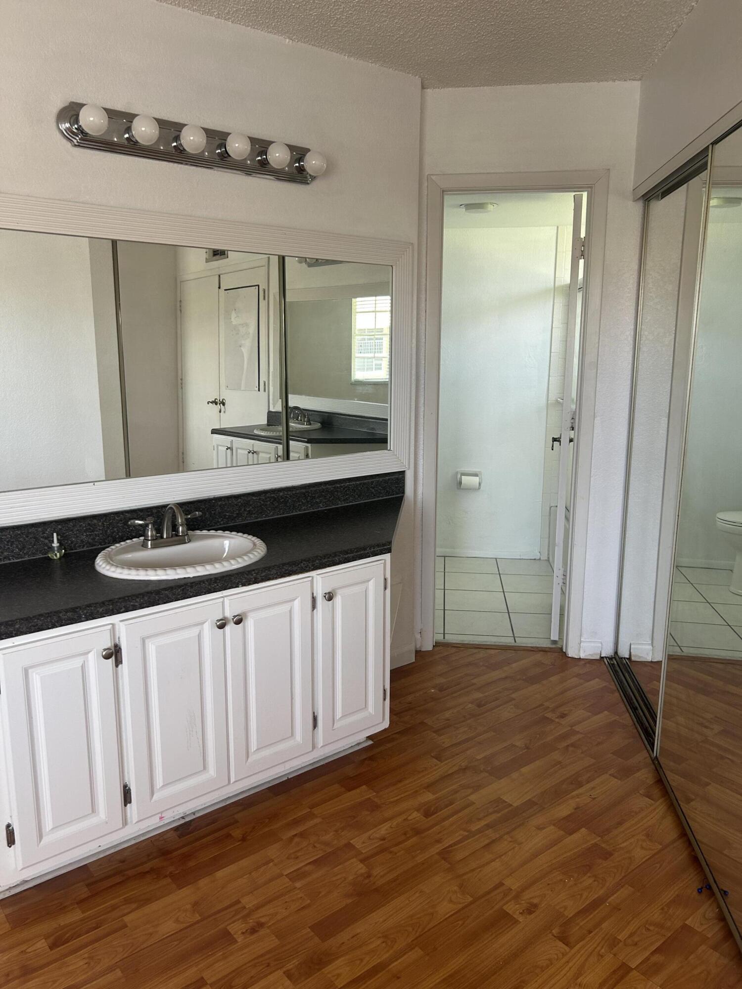 MIDPORT PLACE II, A CONDOMINIUM - Residential Lease