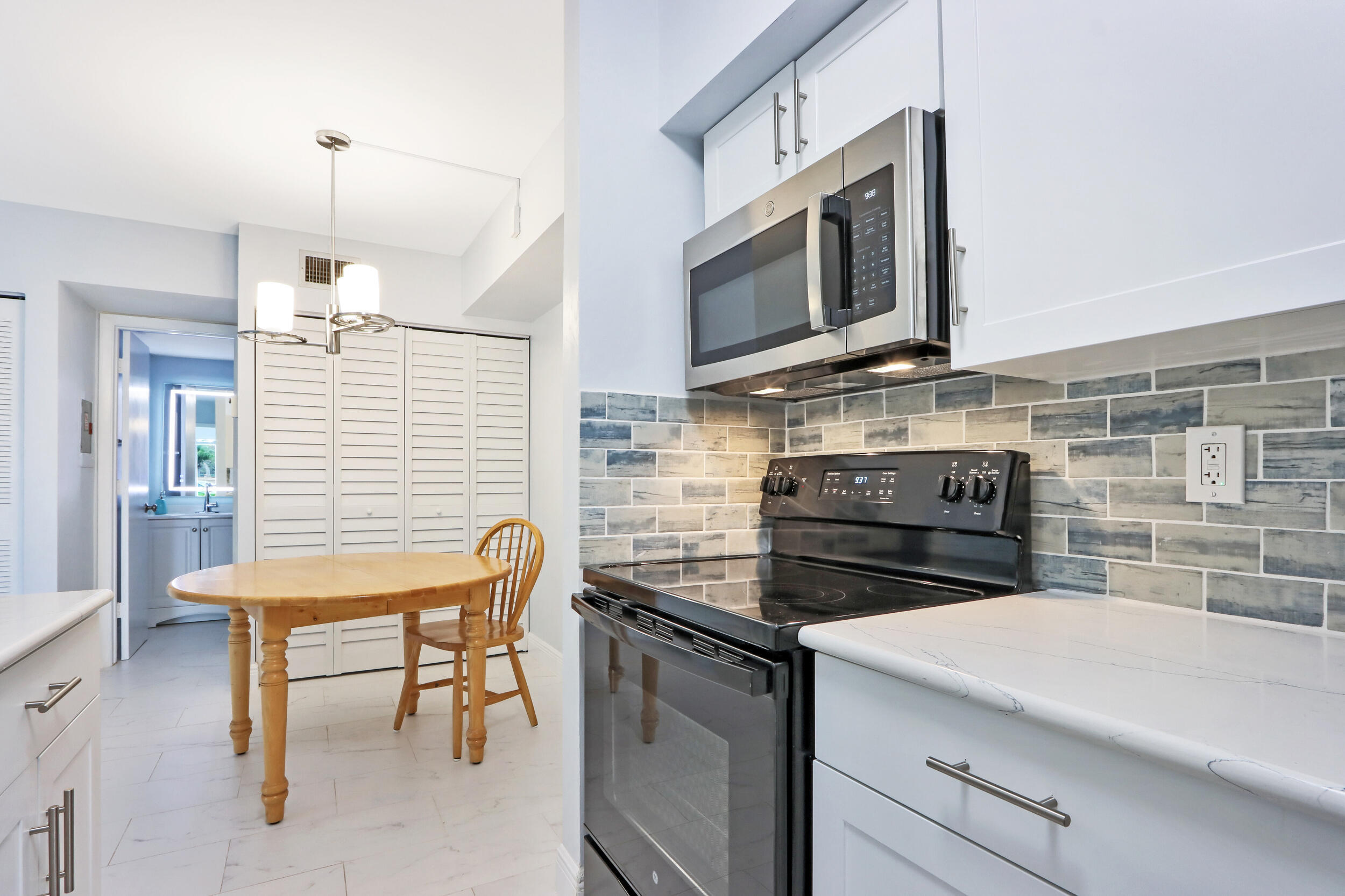 CHASEWOOD OF JUPITER CONDO - Residential Lease