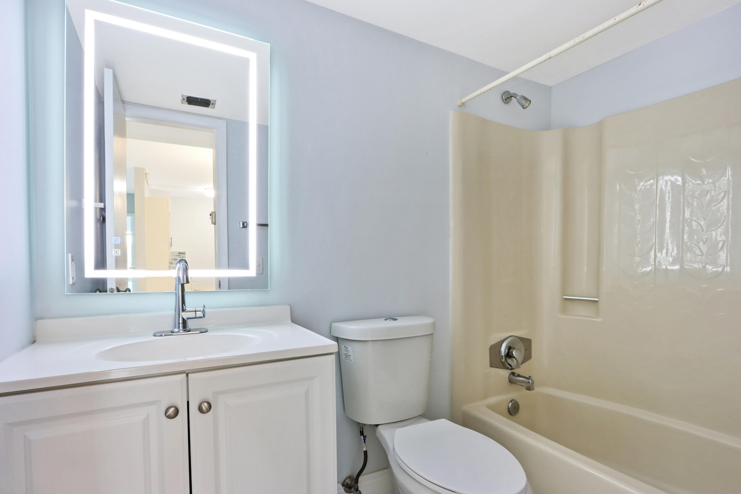 CHASEWOOD OF JUPITER CONDO - Residential Lease
