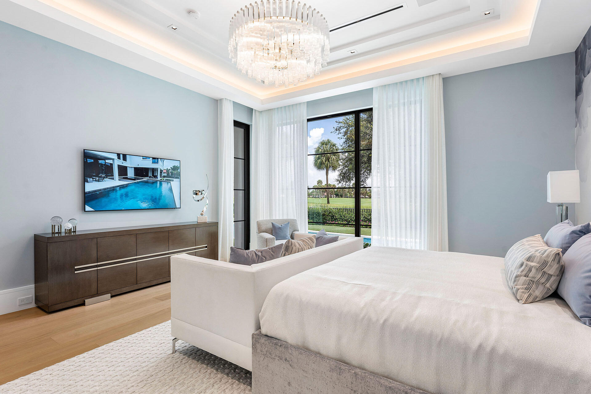 ROYAL PALM YACHT & COUNTRY CLUB - Residential