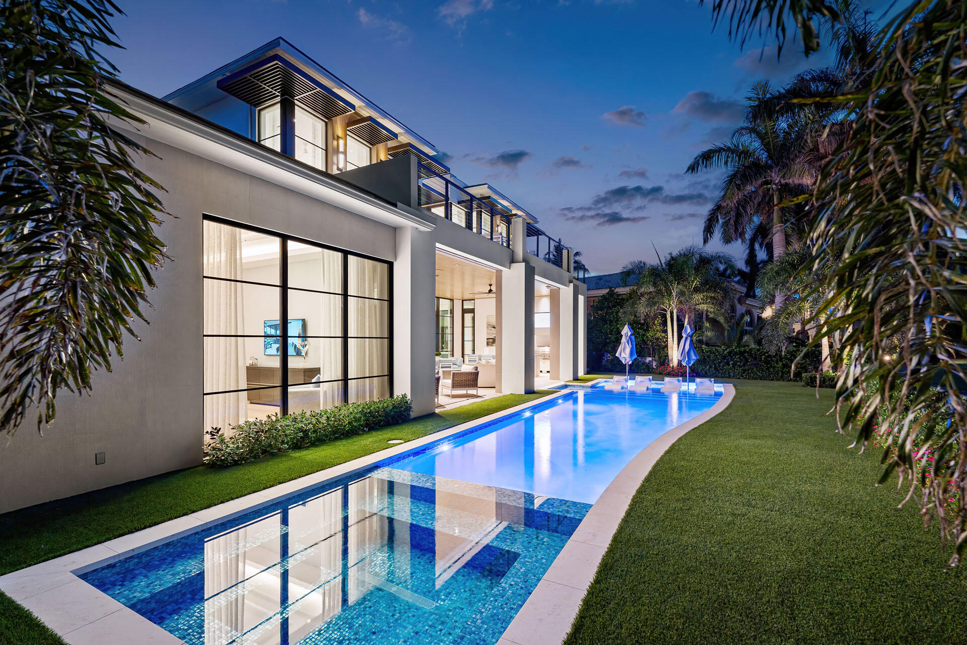 ROYAL PALM YACHT & COUNTRY CLUB - Residential