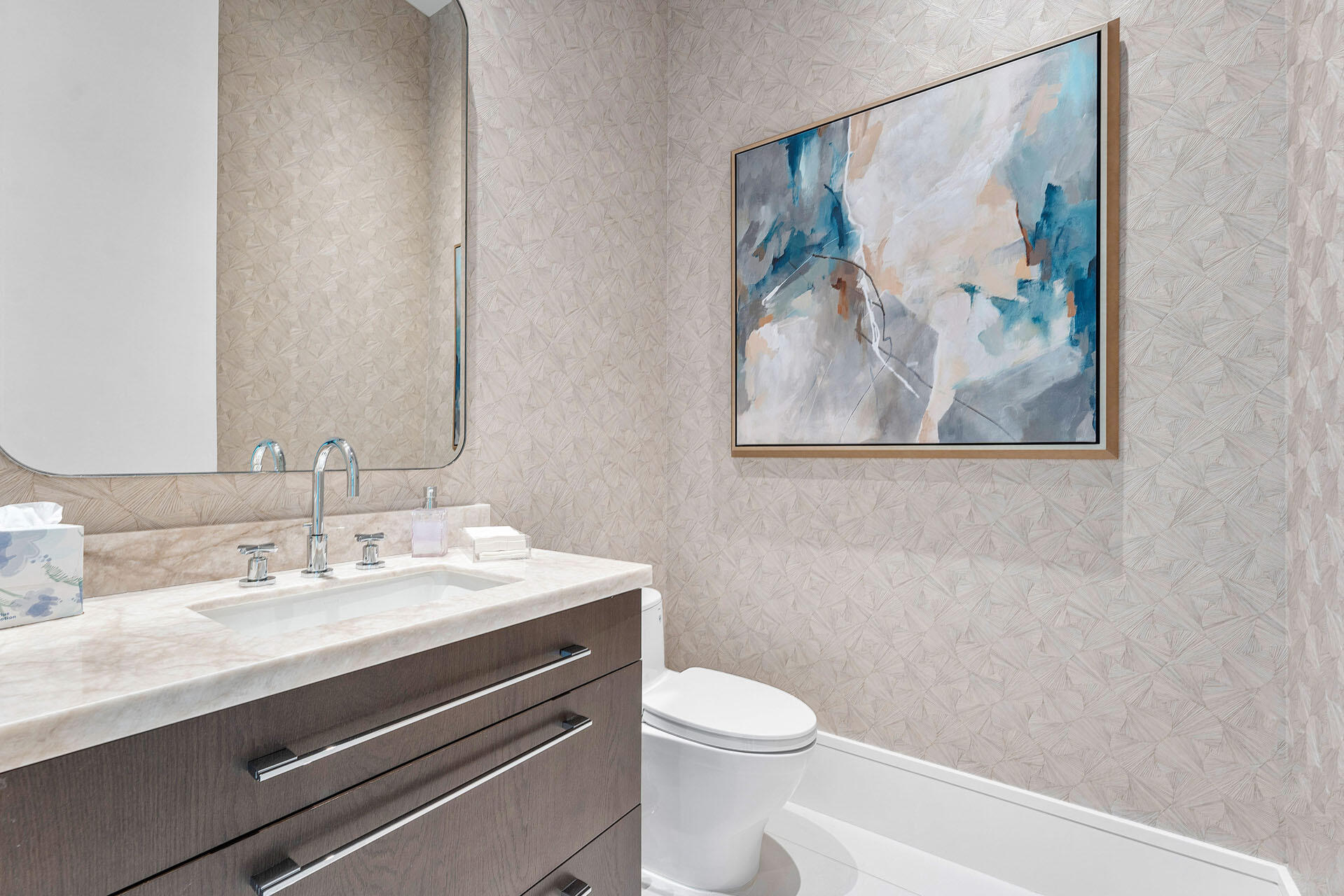 ROYAL PALM YACHT & COUNTRY CLUB - Residential