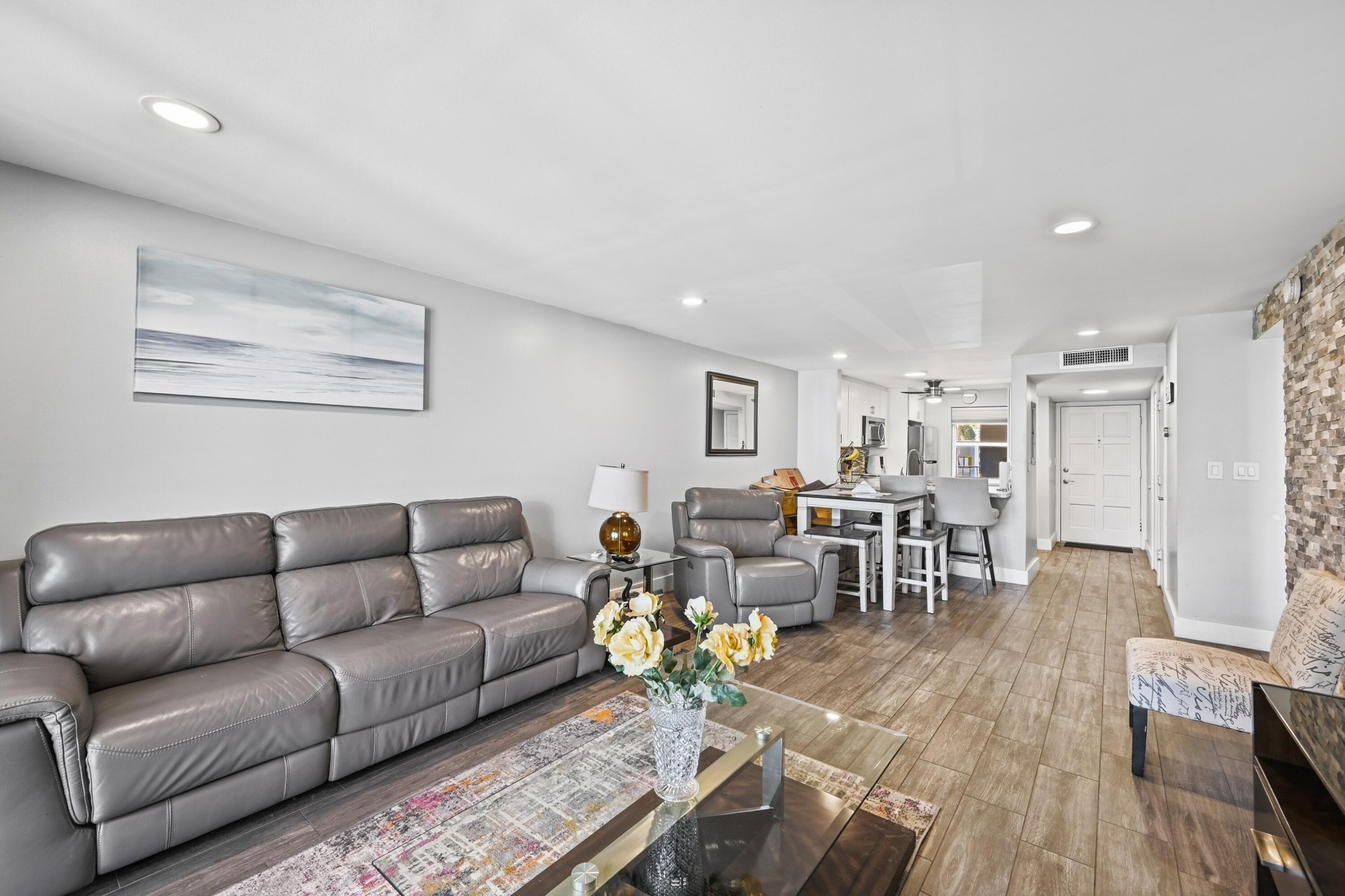 Island Club - Residential