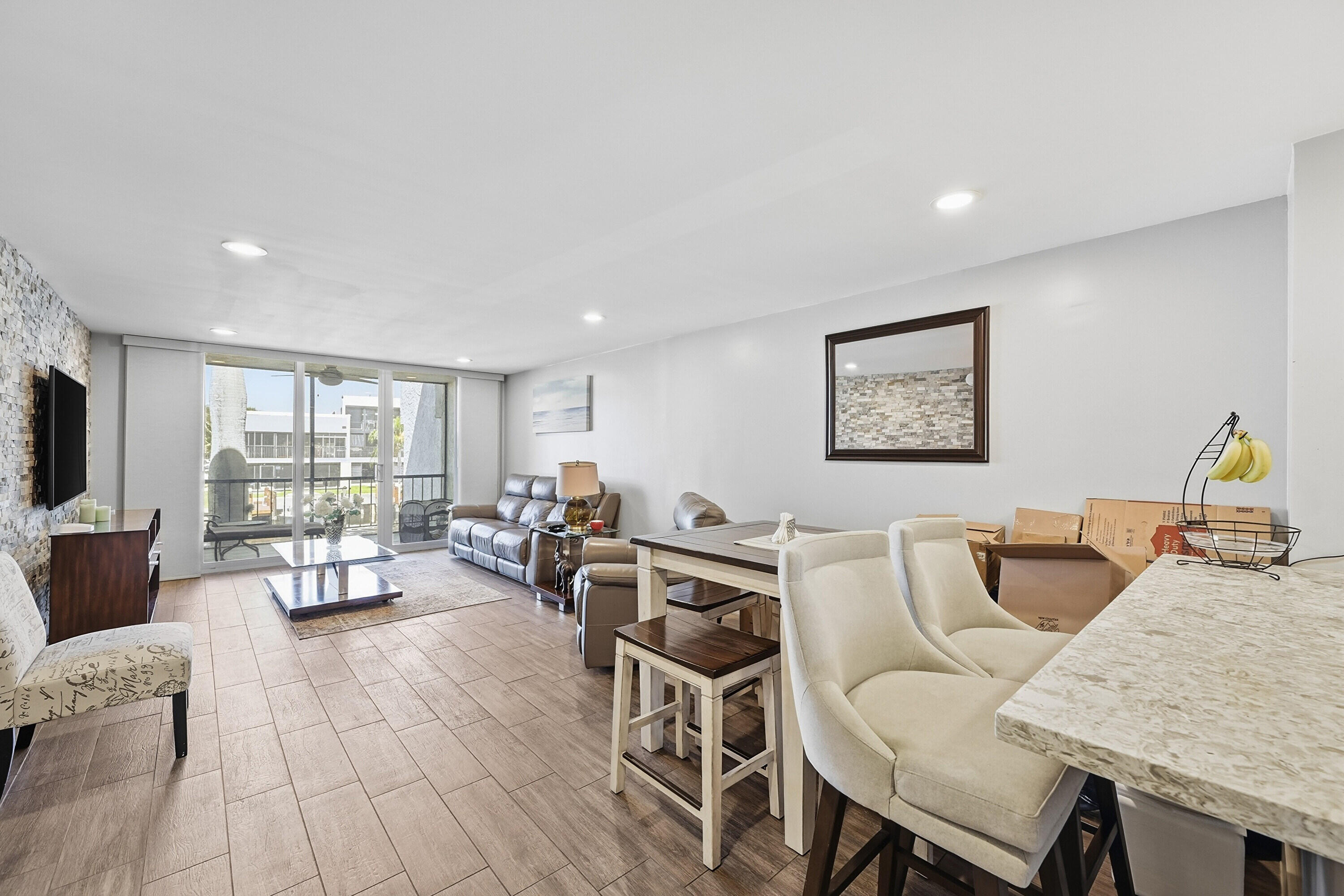 Island Club - Residential