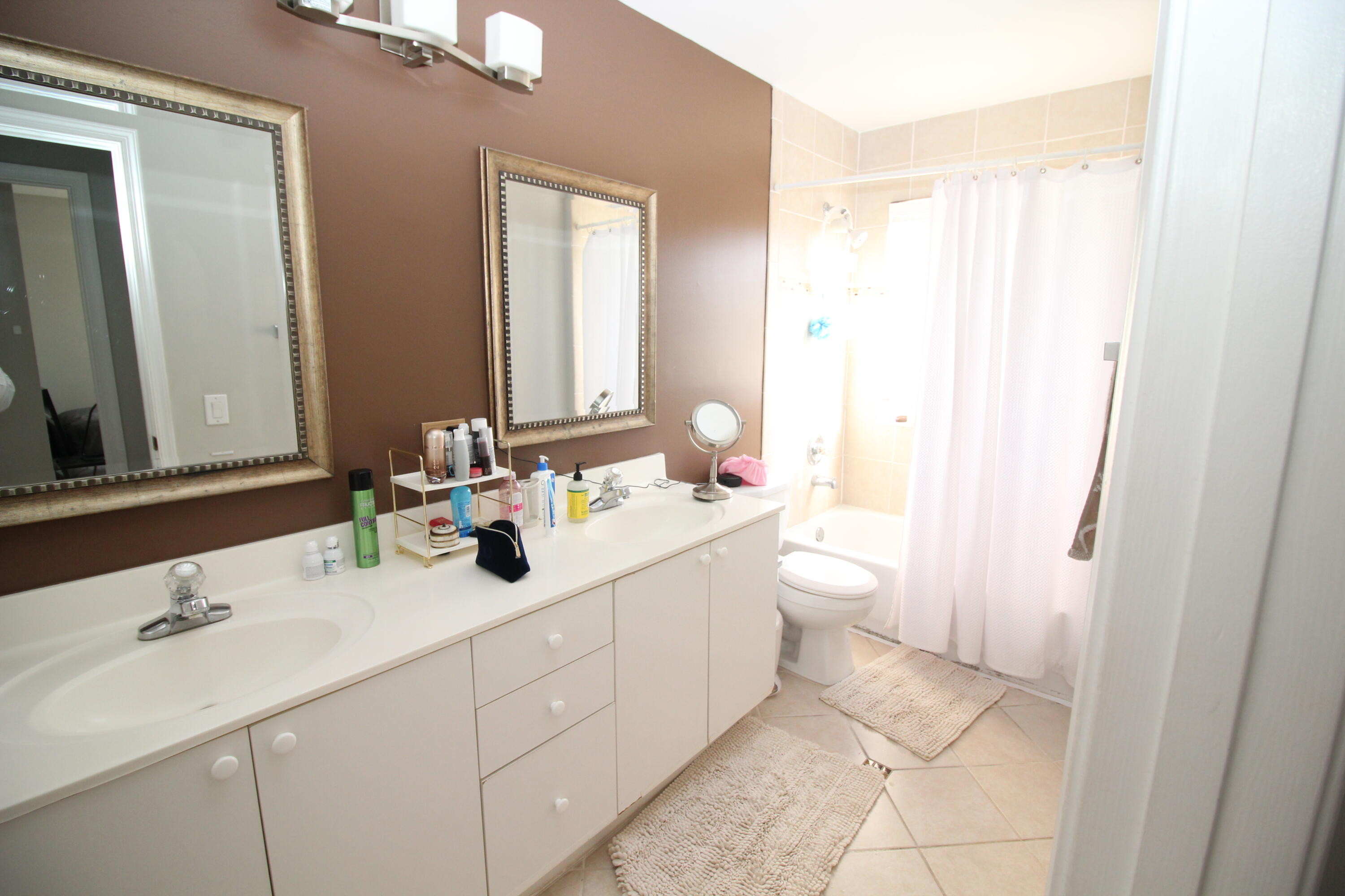 SECTOR 2-PARCELS 1 2 3 4 5 6 7 - Residential Lease