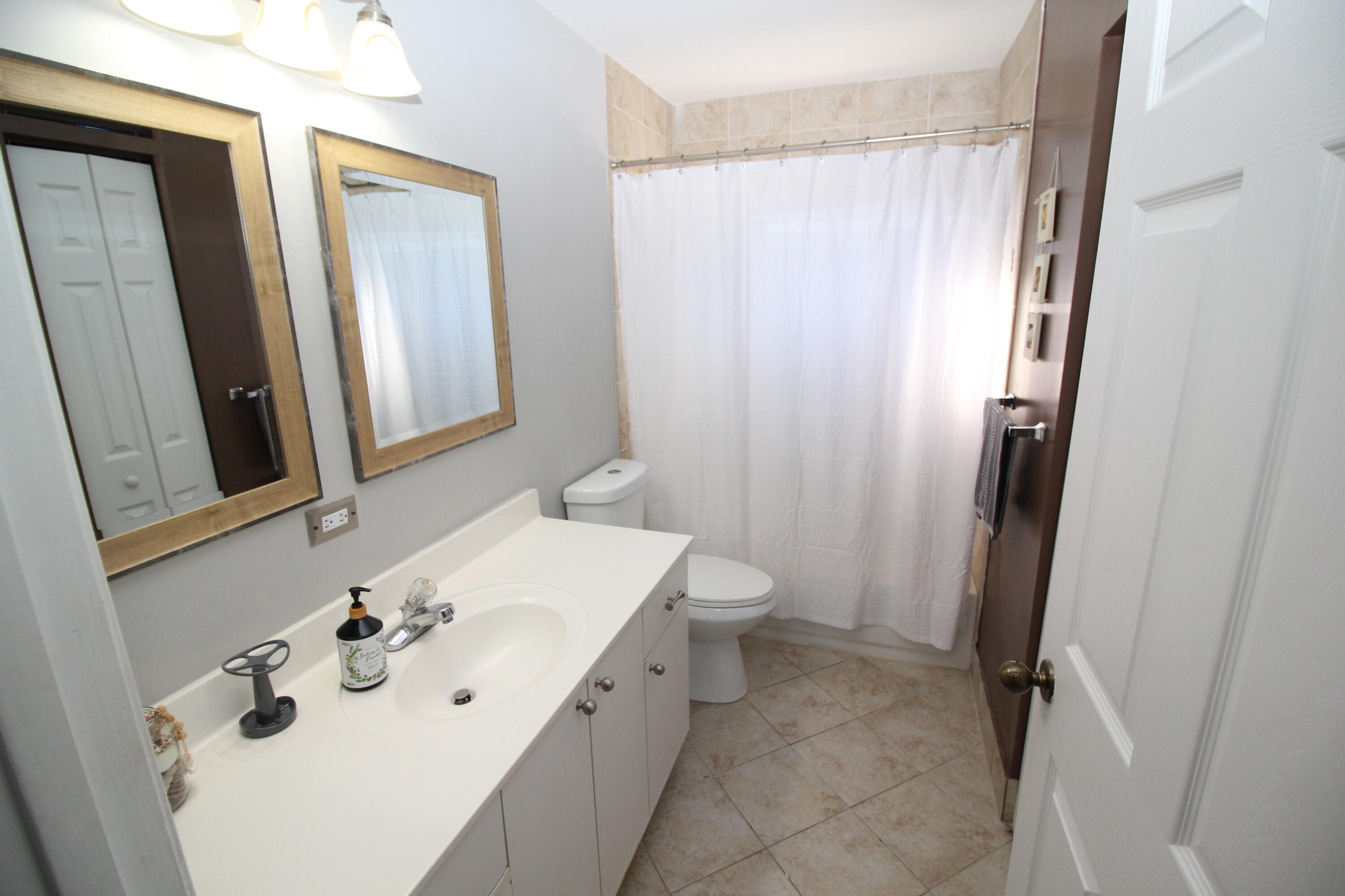 SECTOR 2-PARCELS 1 2 3 4 5 6 7 - Residential Lease
