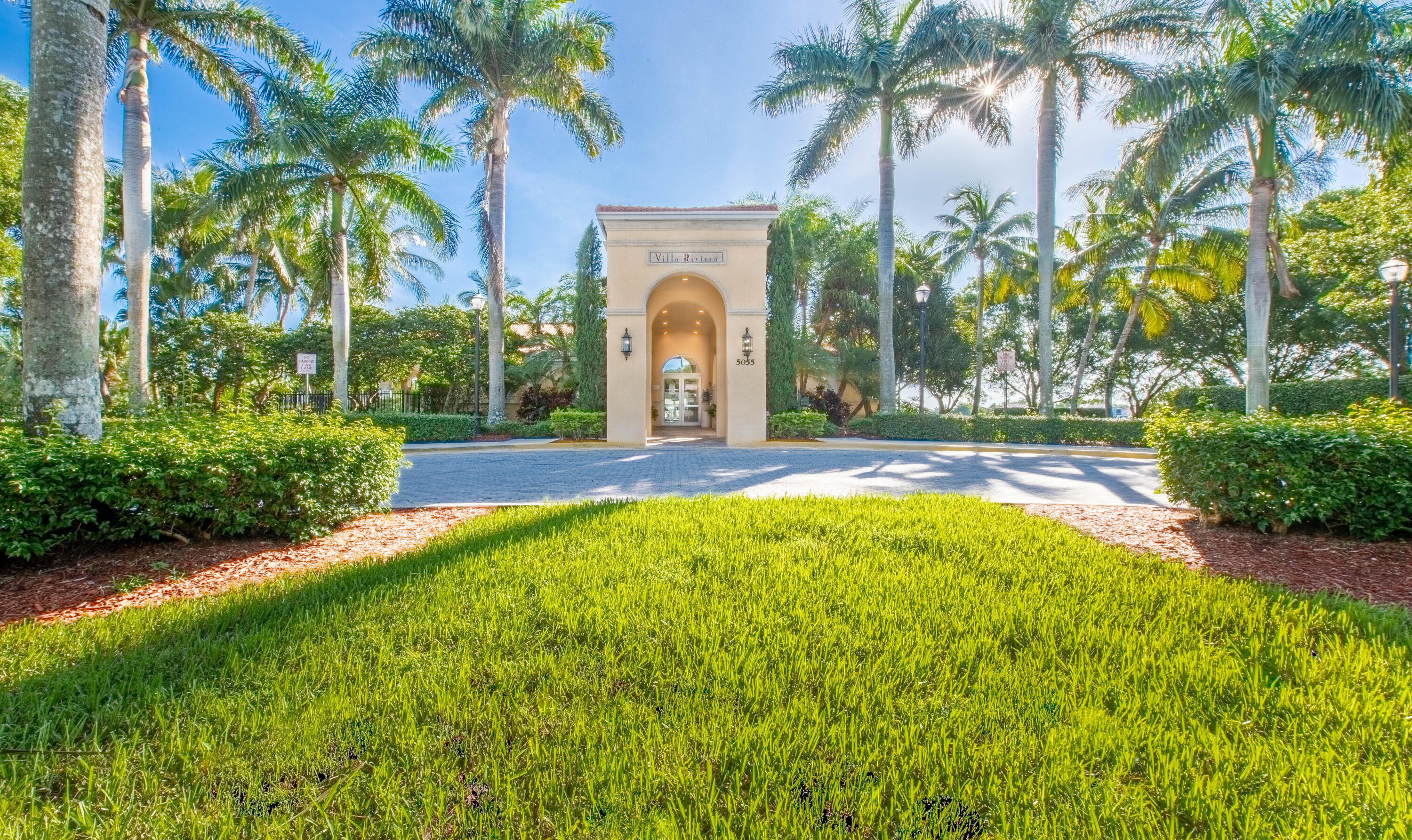RIVIERA ISLES II - Residential
