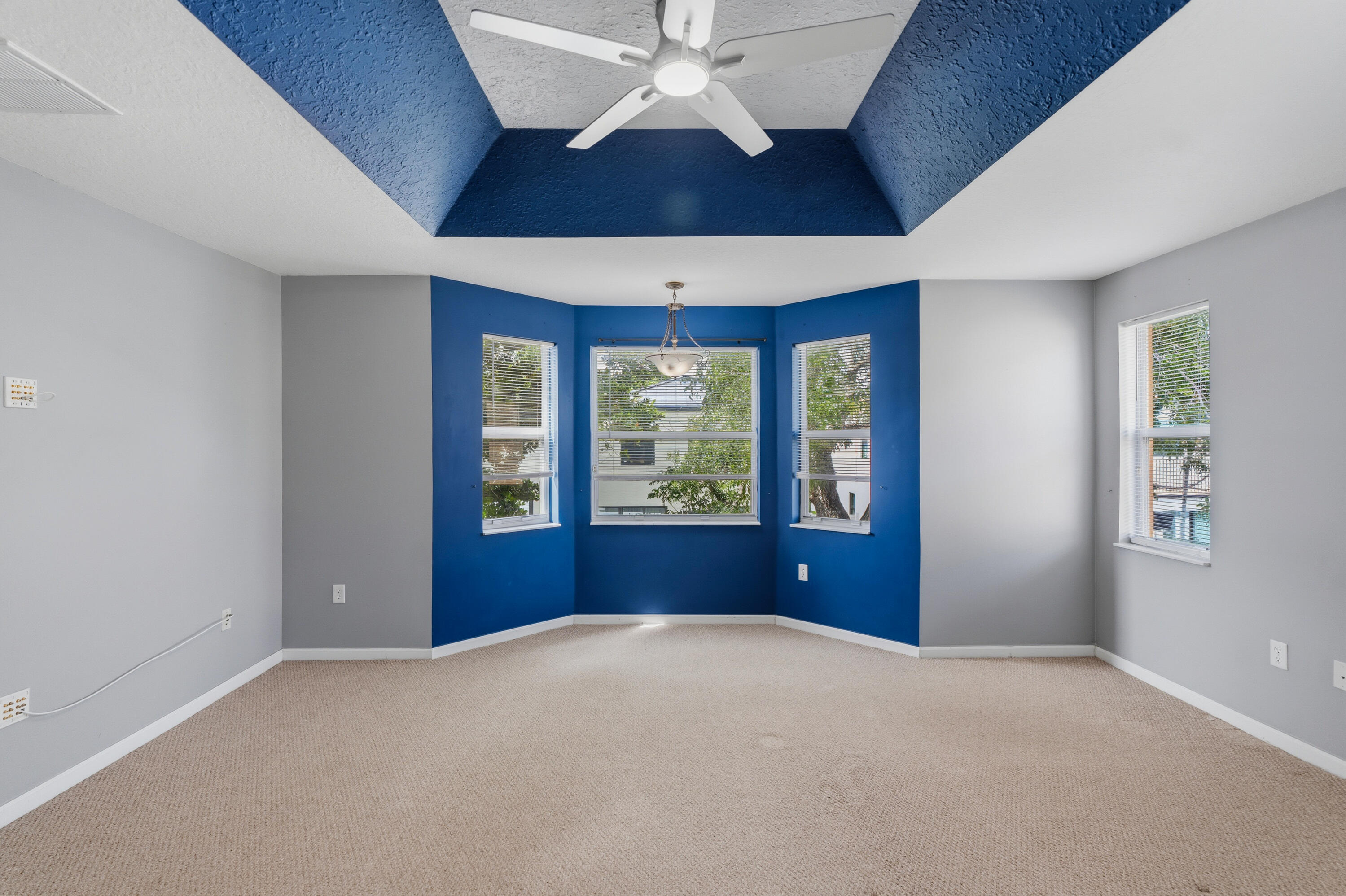 RIVIERA ISLES II - Residential