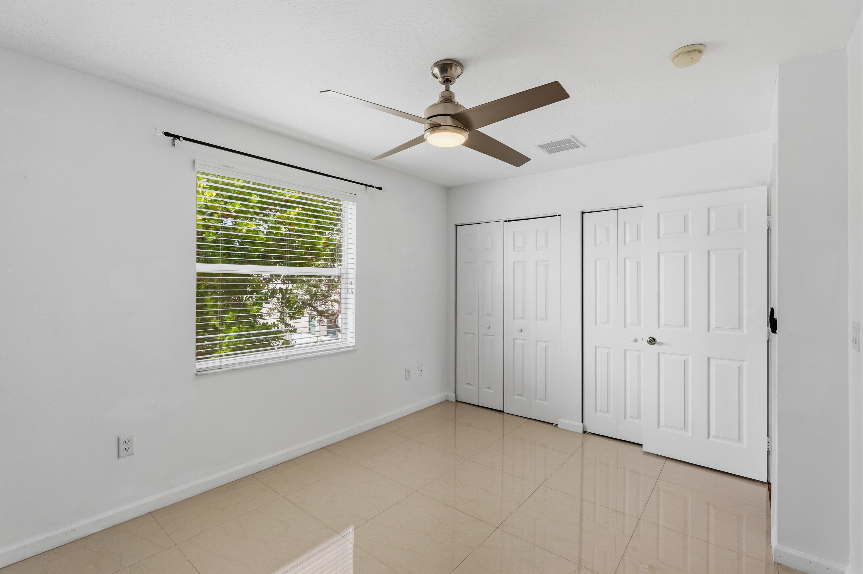 RIVIERA ISLES II - Residential