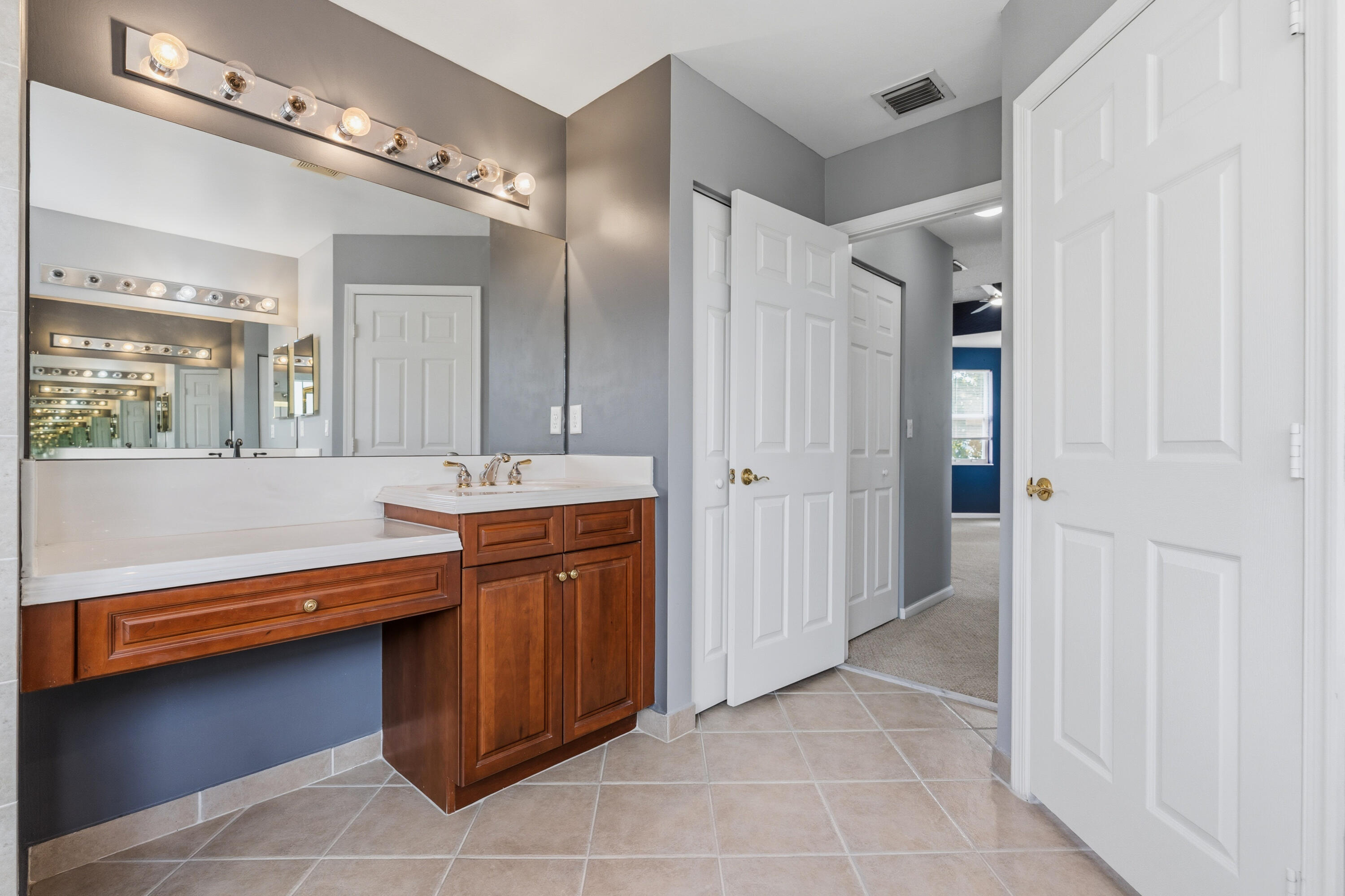 RIVIERA ISLES II - Residential