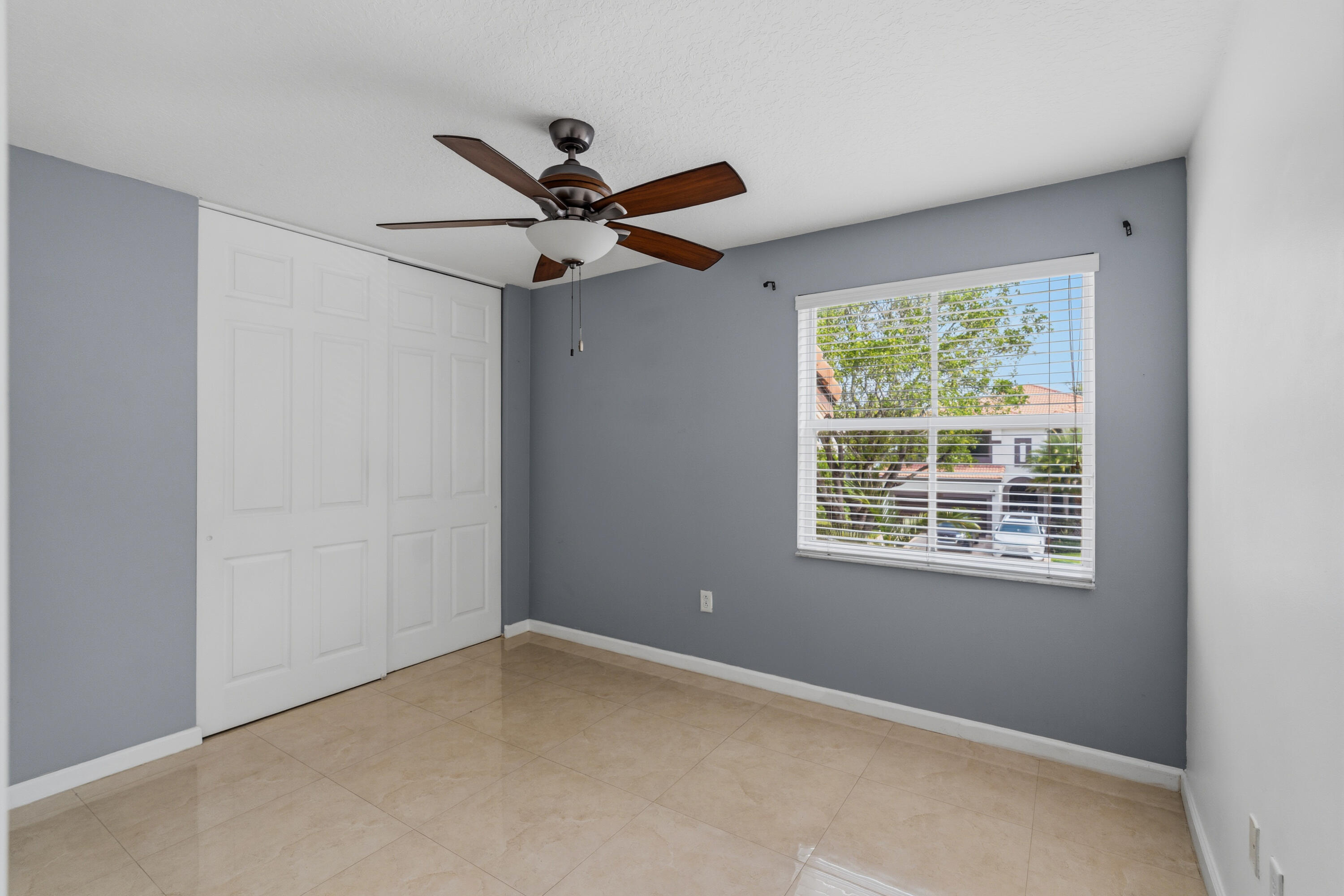 RIVIERA ISLES II - Residential