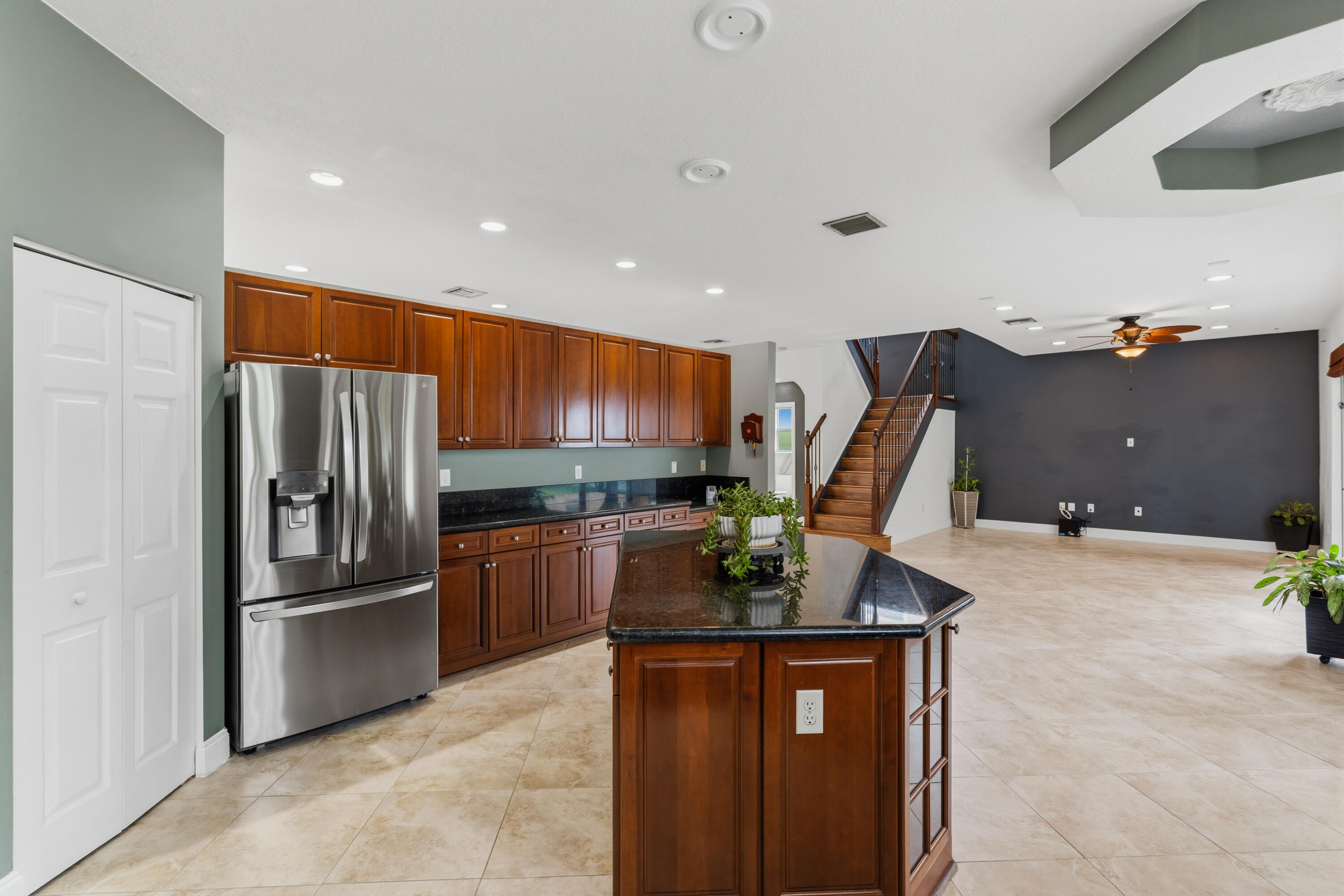 RIVIERA ISLES II - Residential