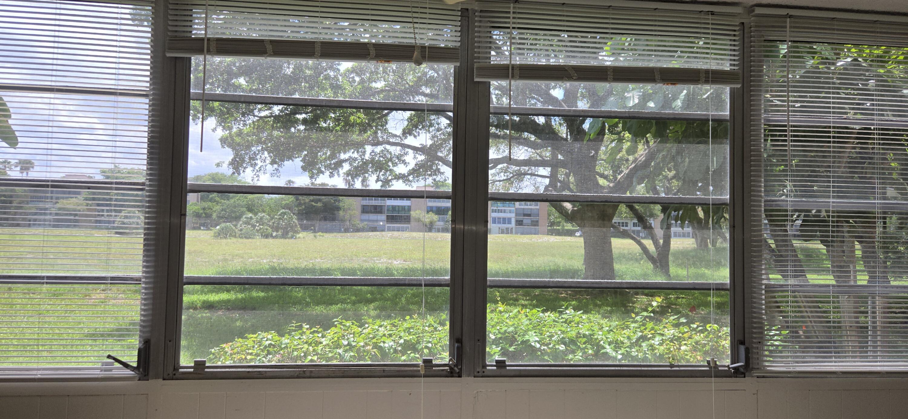 PALM LAKES CONDO - Residential Lease
