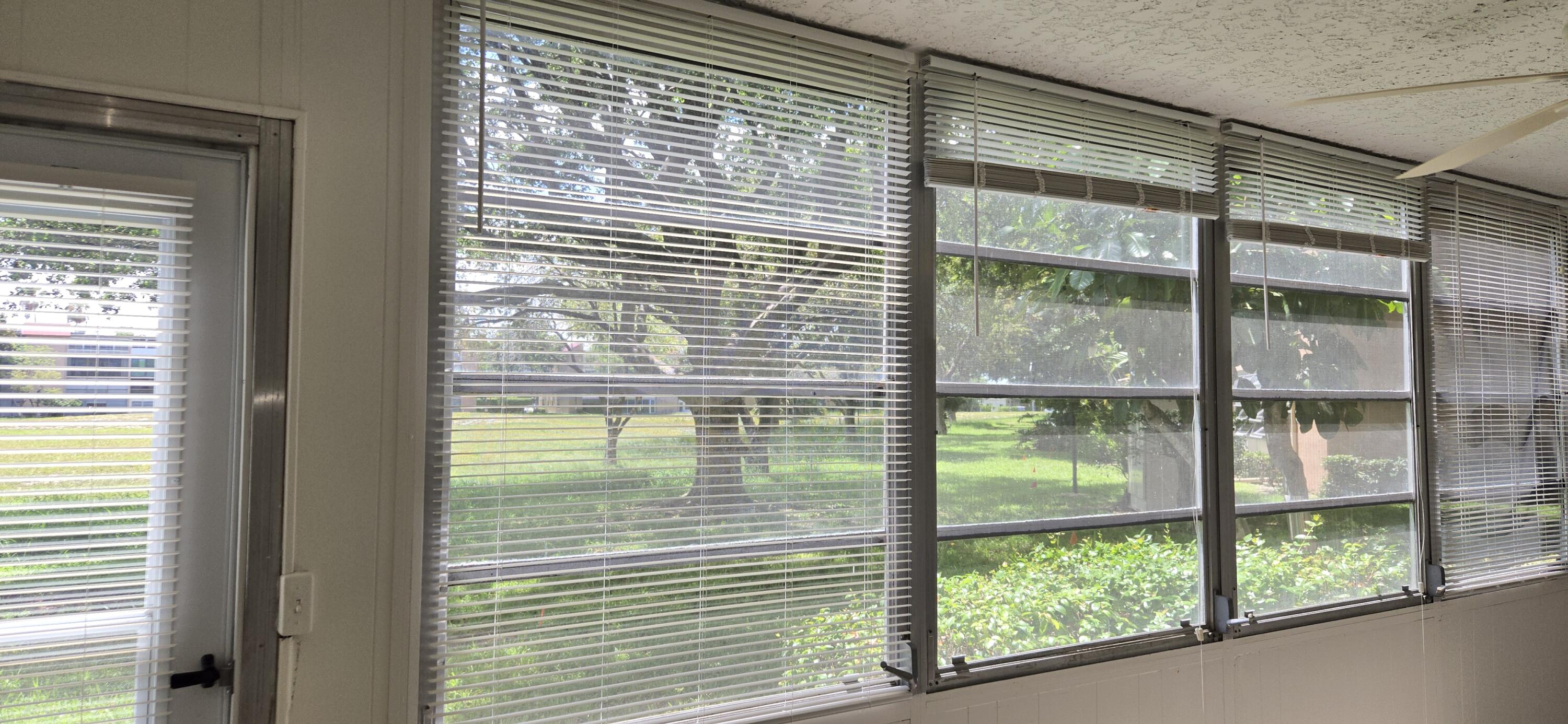 PALM LAKES CONDO - Residential Lease