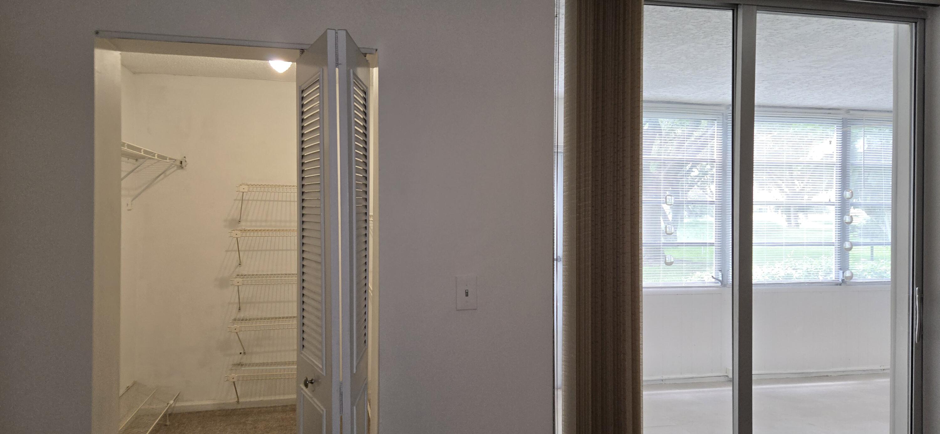 PALM LAKES CONDO - Residential Lease