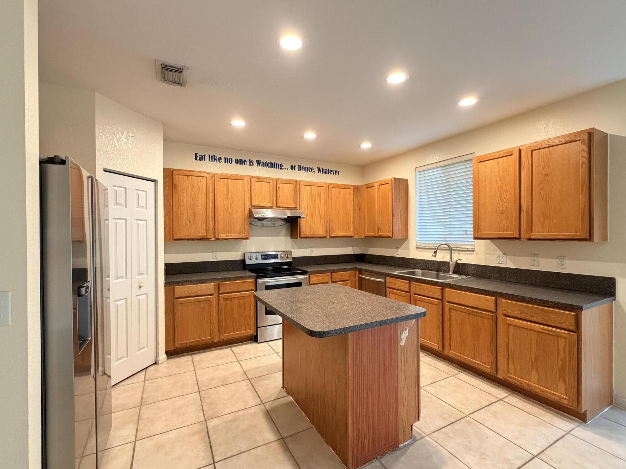 QUANTUM PARK TOWNHOMES - Residential Lease