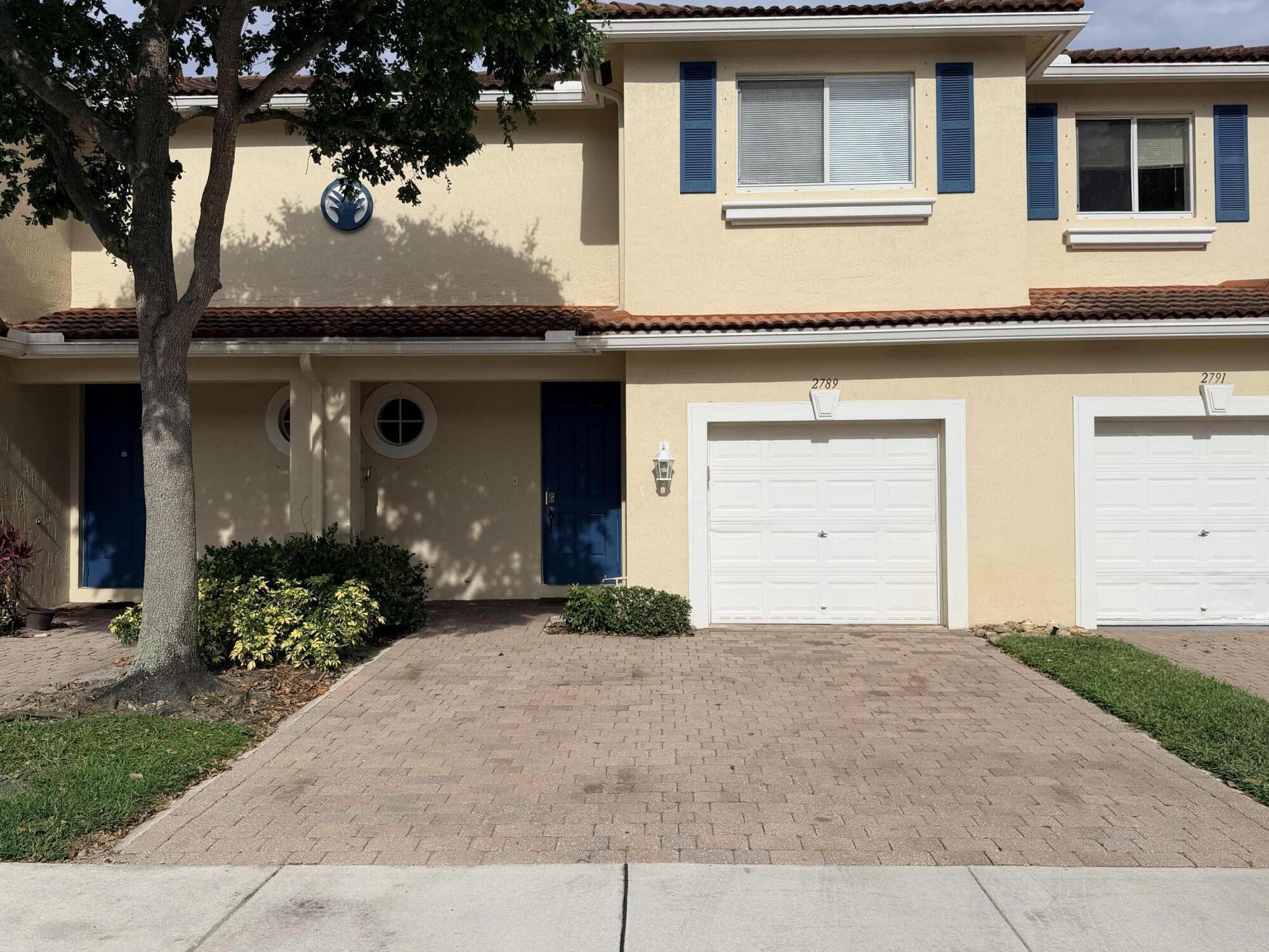 QUANTUM PARK TOWNHOMES - Residential Lease