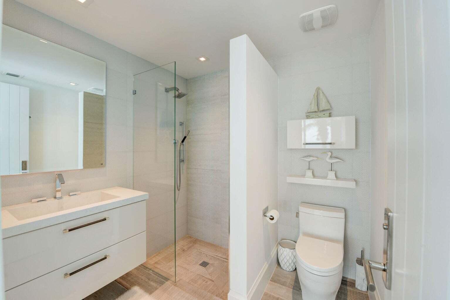 PALM BEACH SHORE ACRES BLKS A,B & Z - Residential
