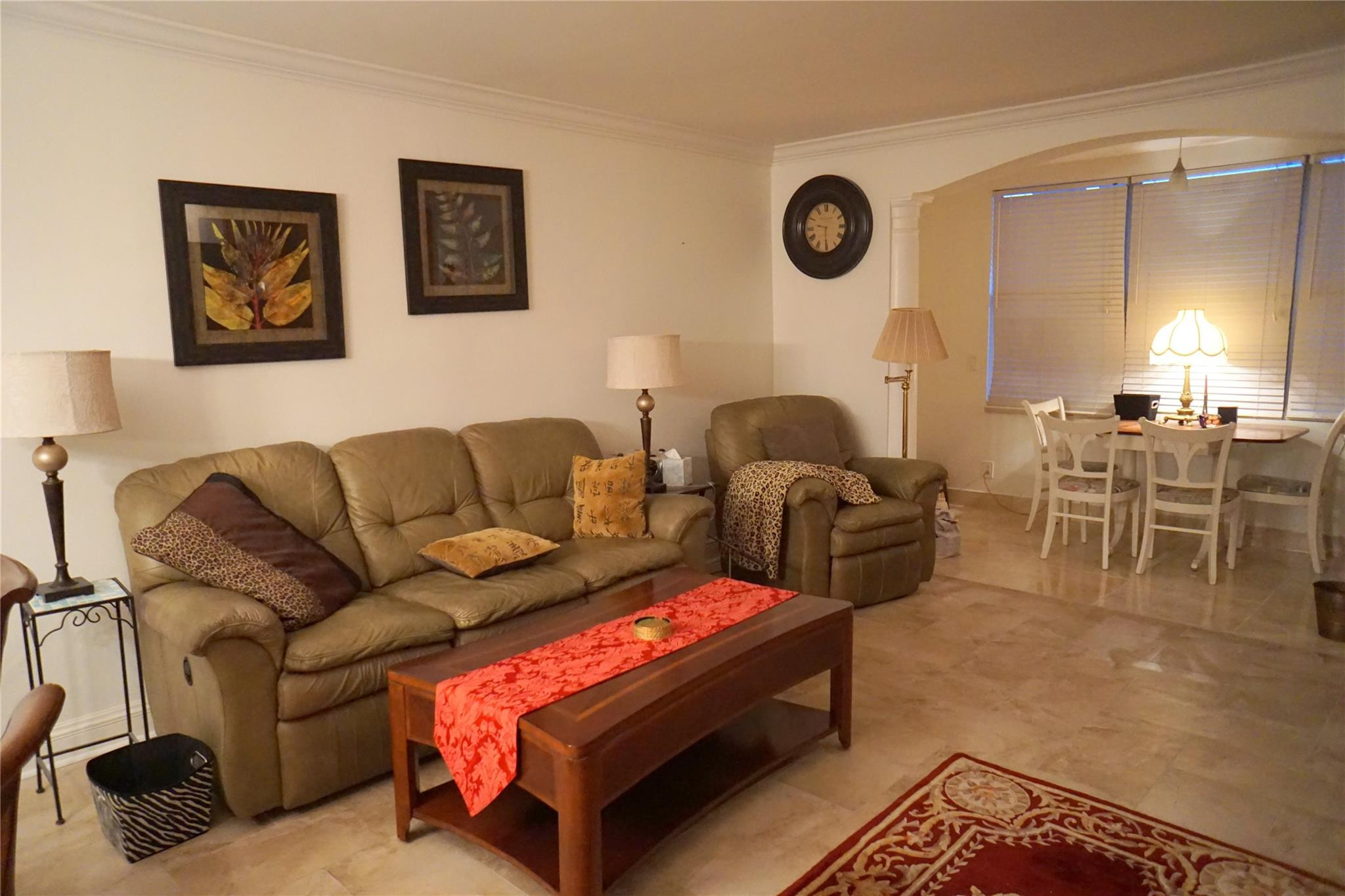 SOMERSET NO FIVE CONDO - Residential