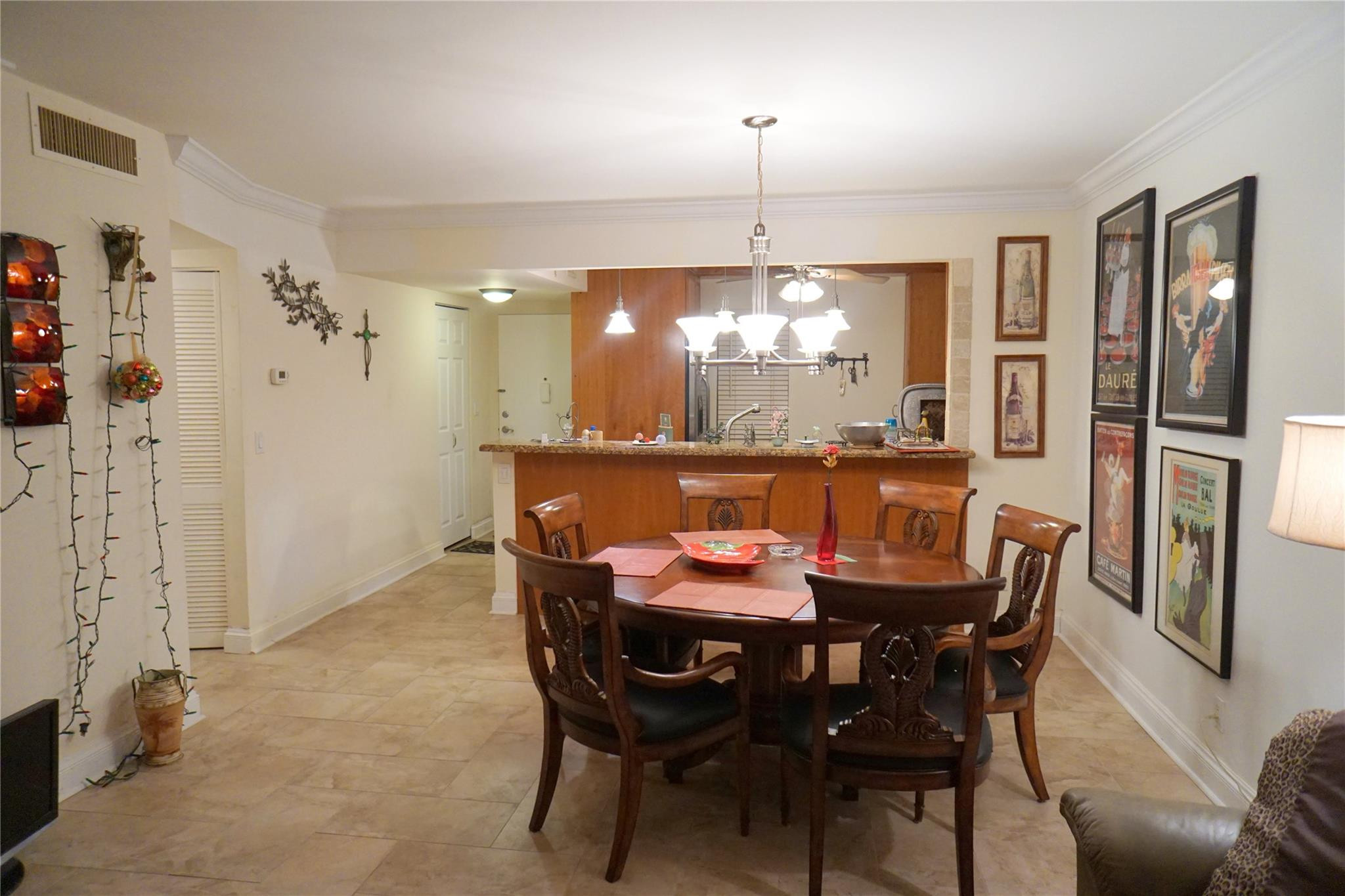 SOMERSET NO FIVE CONDO - Residential
