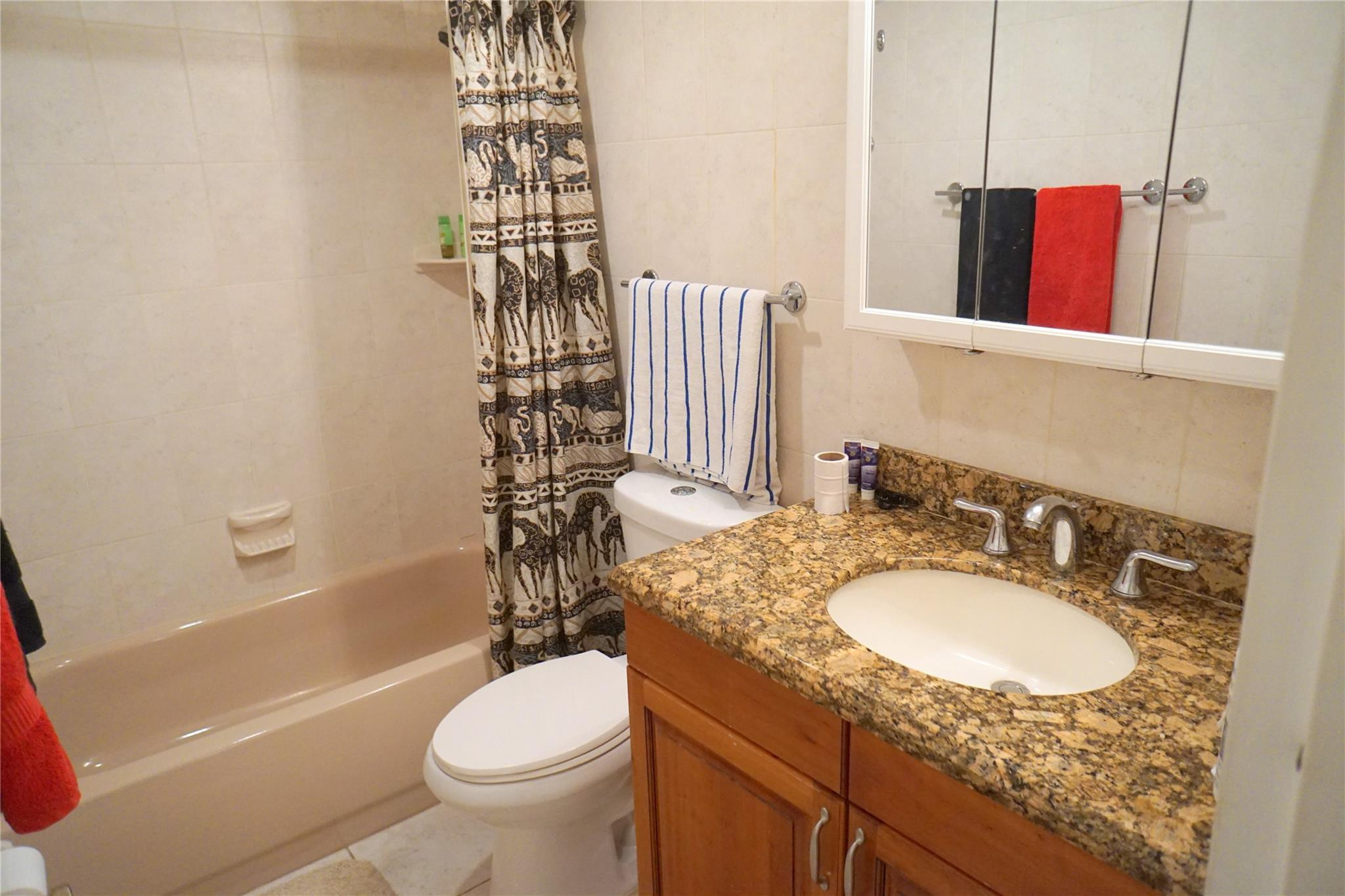 SOMERSET NO FIVE CONDO - Residential